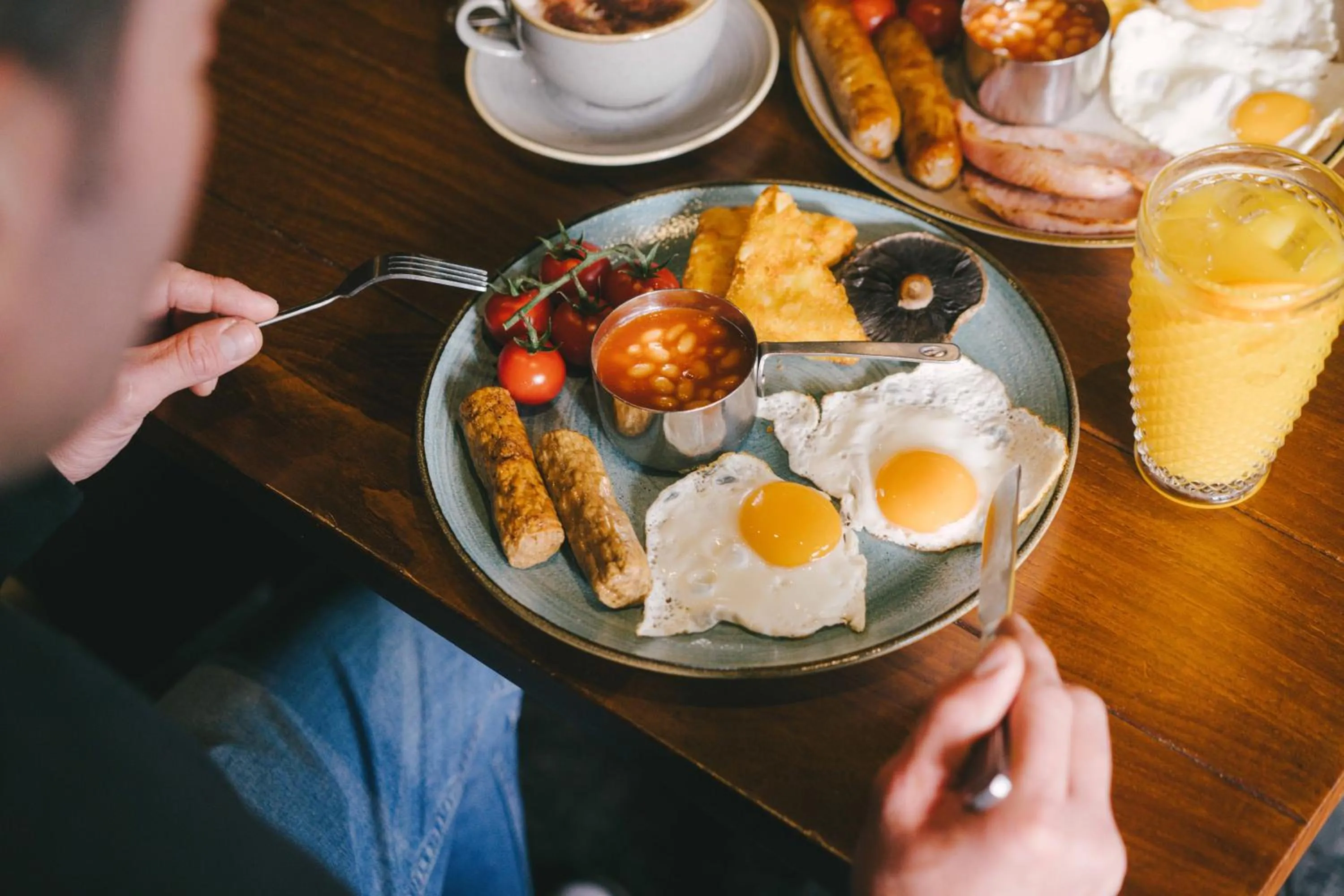 Breakfast in The Longship