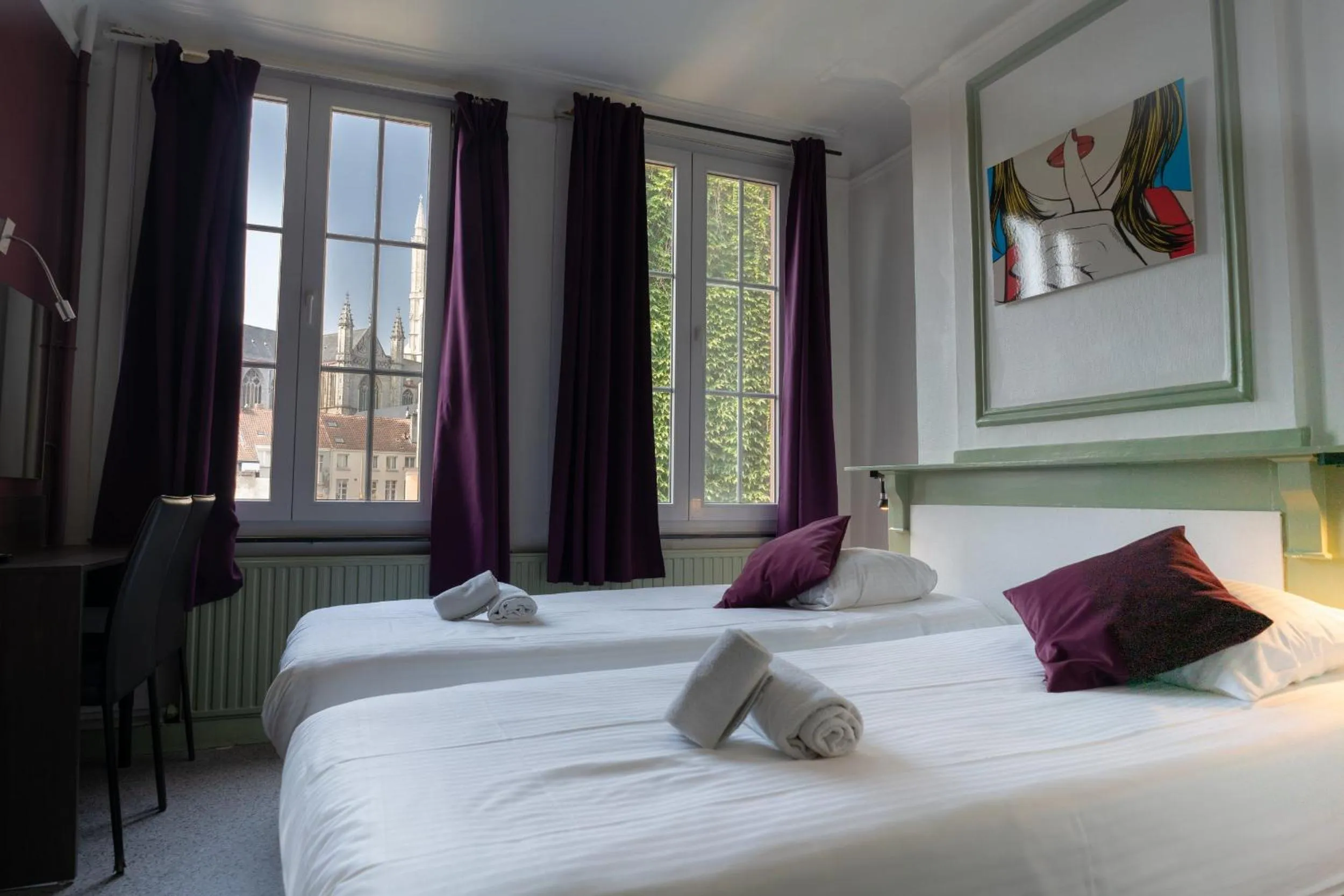 Deluxe Double Room With Bathroom in Flandria Hotel Gent Centrum