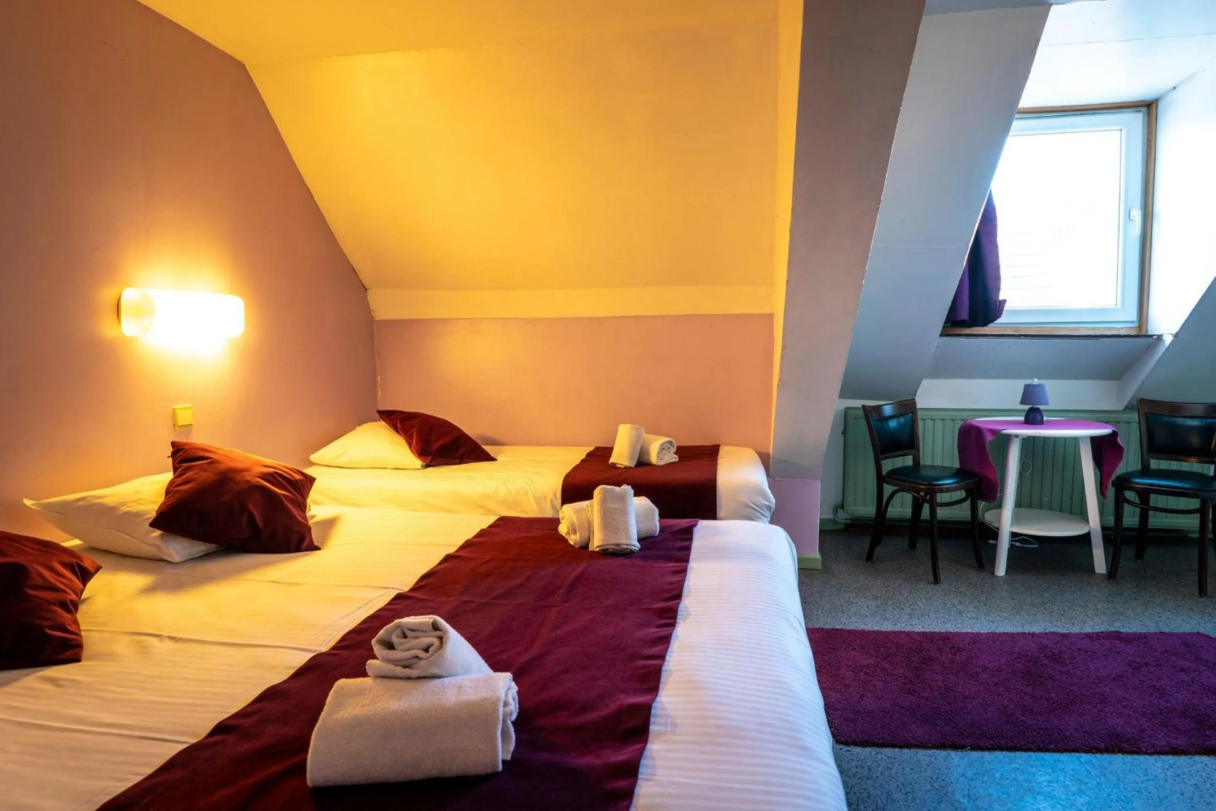 Triple Room with Bathroom in Flandria Hotel Gent Centrum