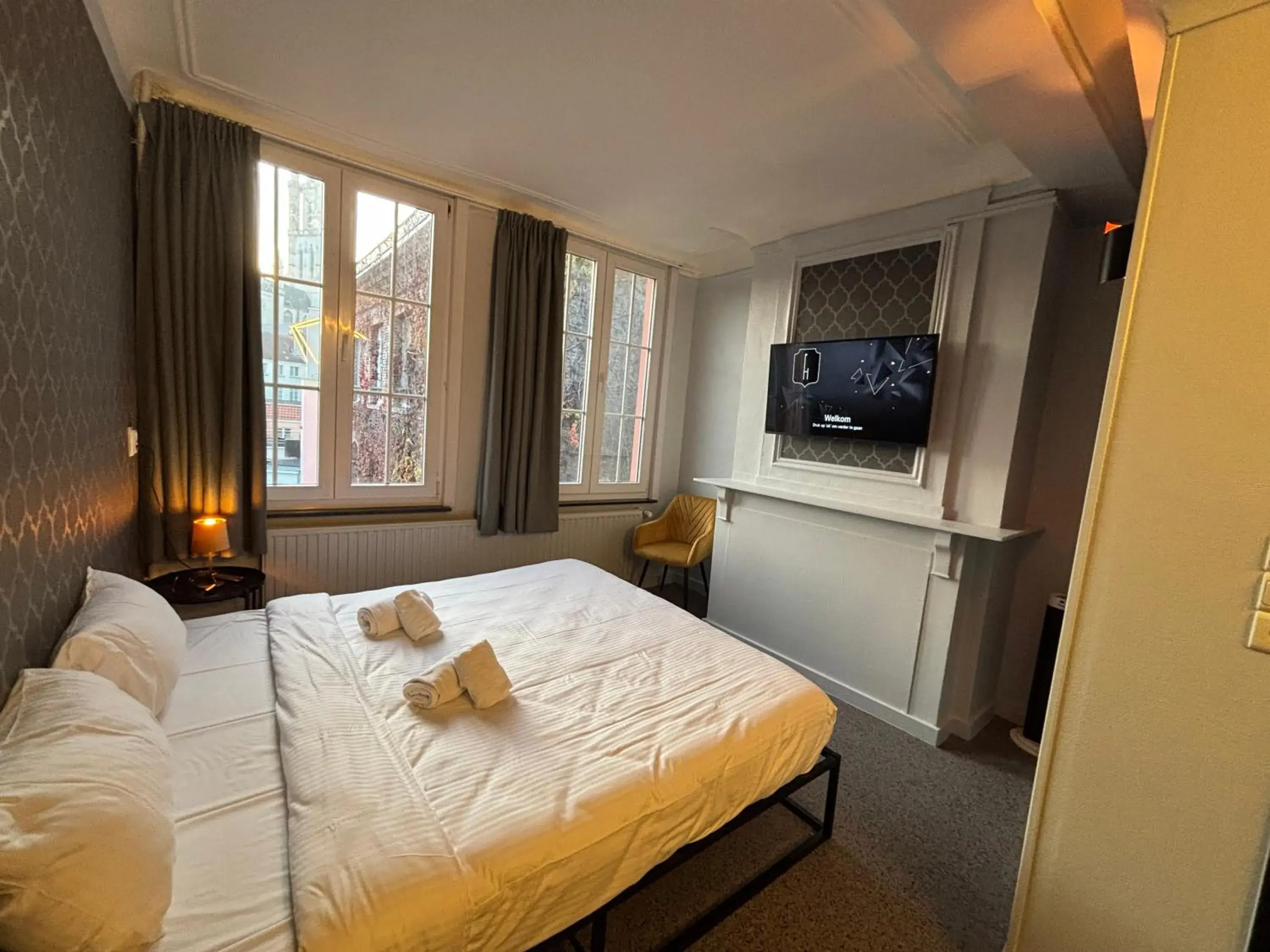 Deluxe King Room in Flandria Hotel Gent Centrum Deluxe King Room in Flandria Hotel Gent Centrum