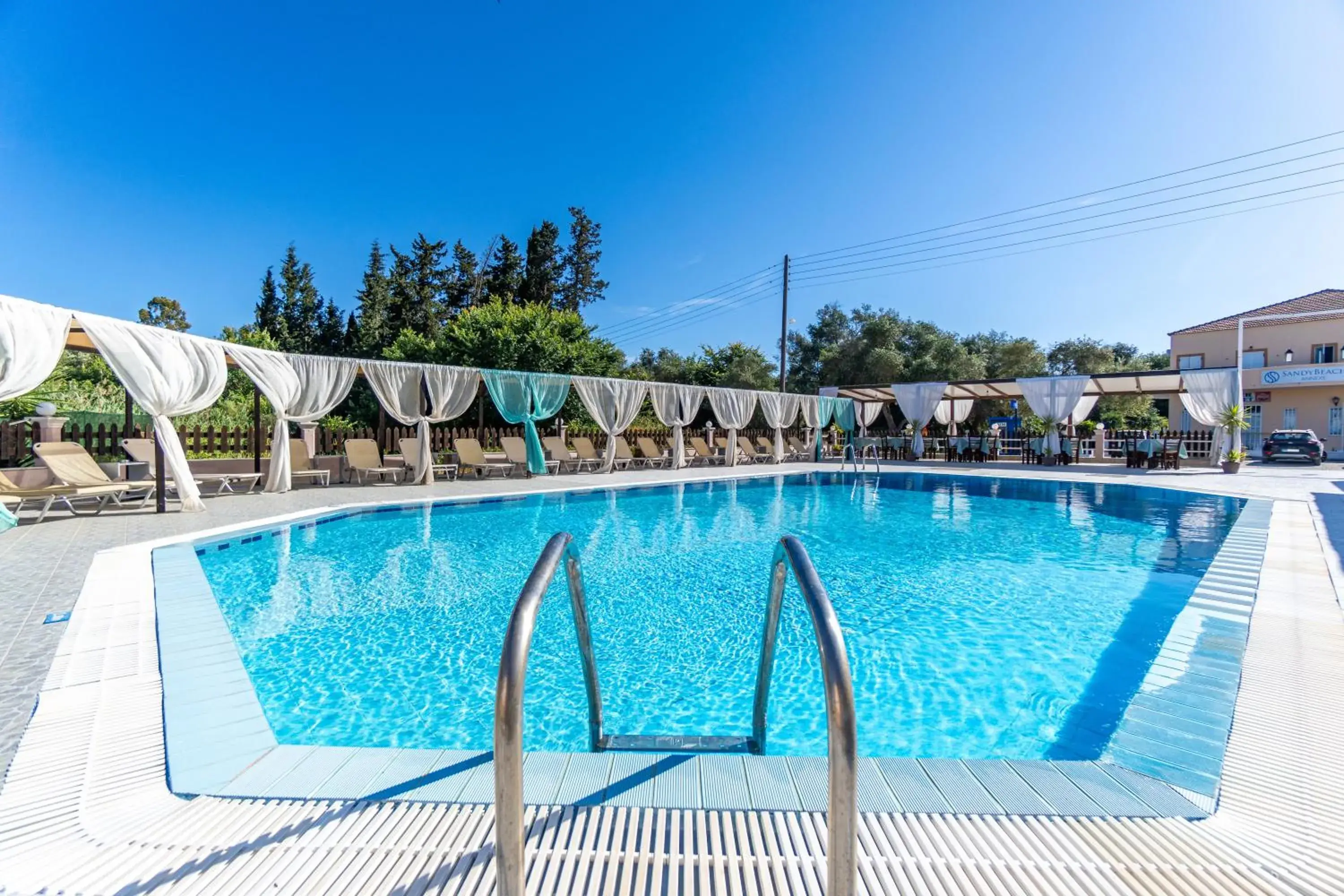 Sandy Beach Complex - Annexe Building Sandy Beach Complex - Annexe Building