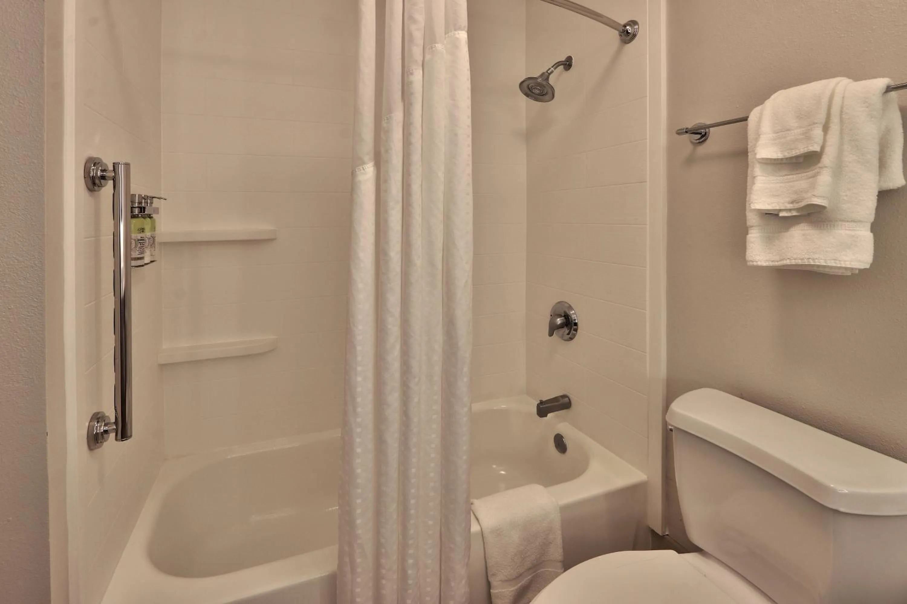 Bathroom in Holiday Inn Express Socorro by IHG