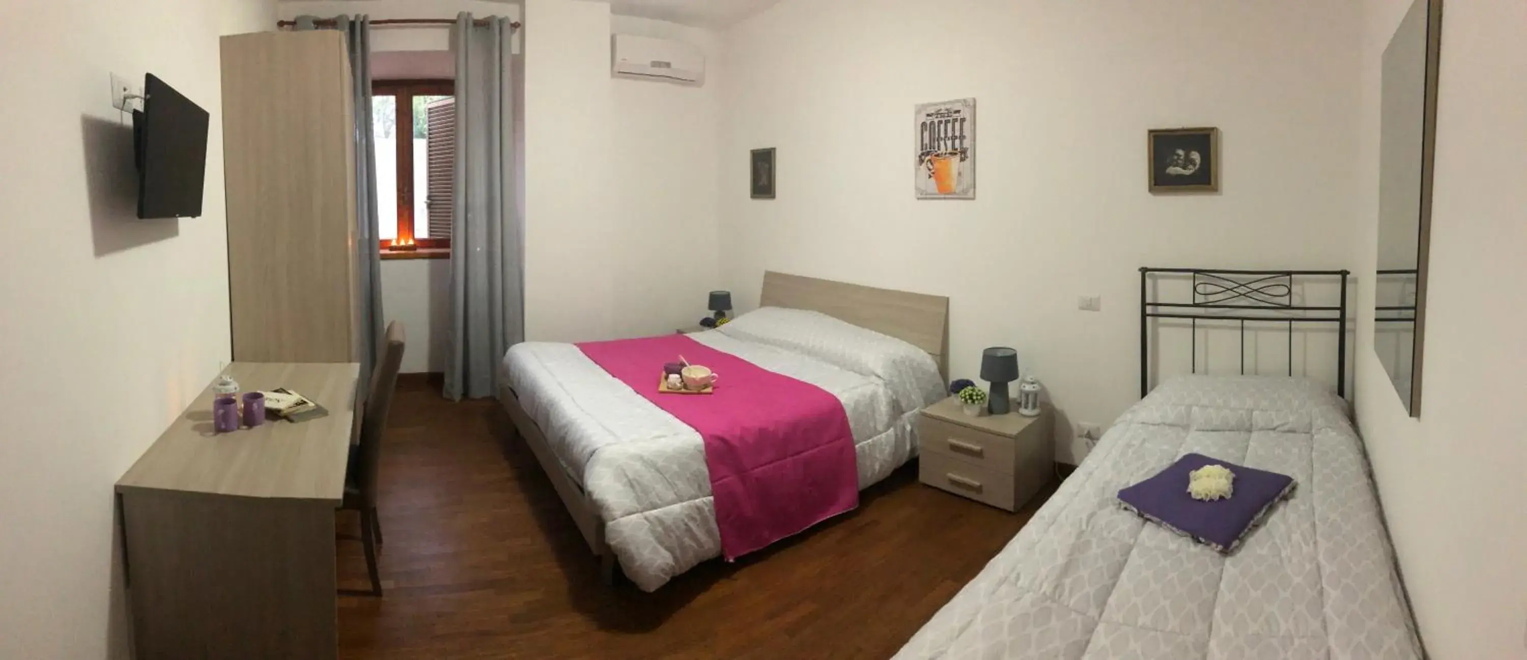 Triple Room in villalessandra Triple Room in villalessandra