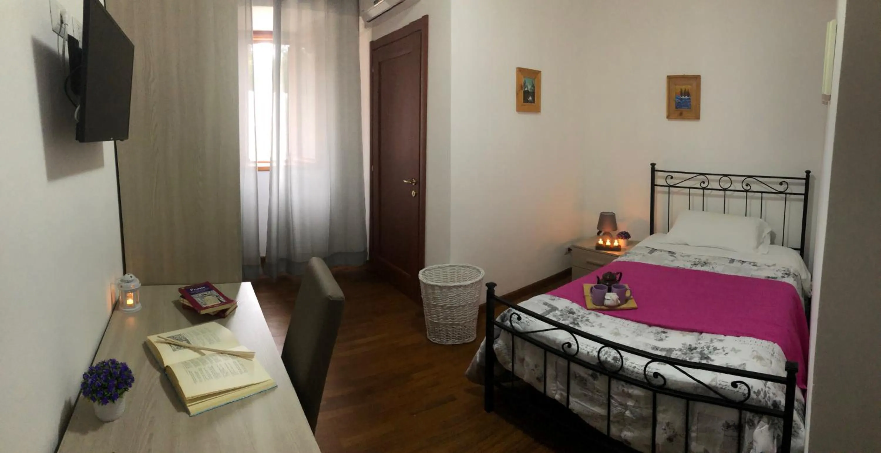 Photo of the whole room in villalessandra