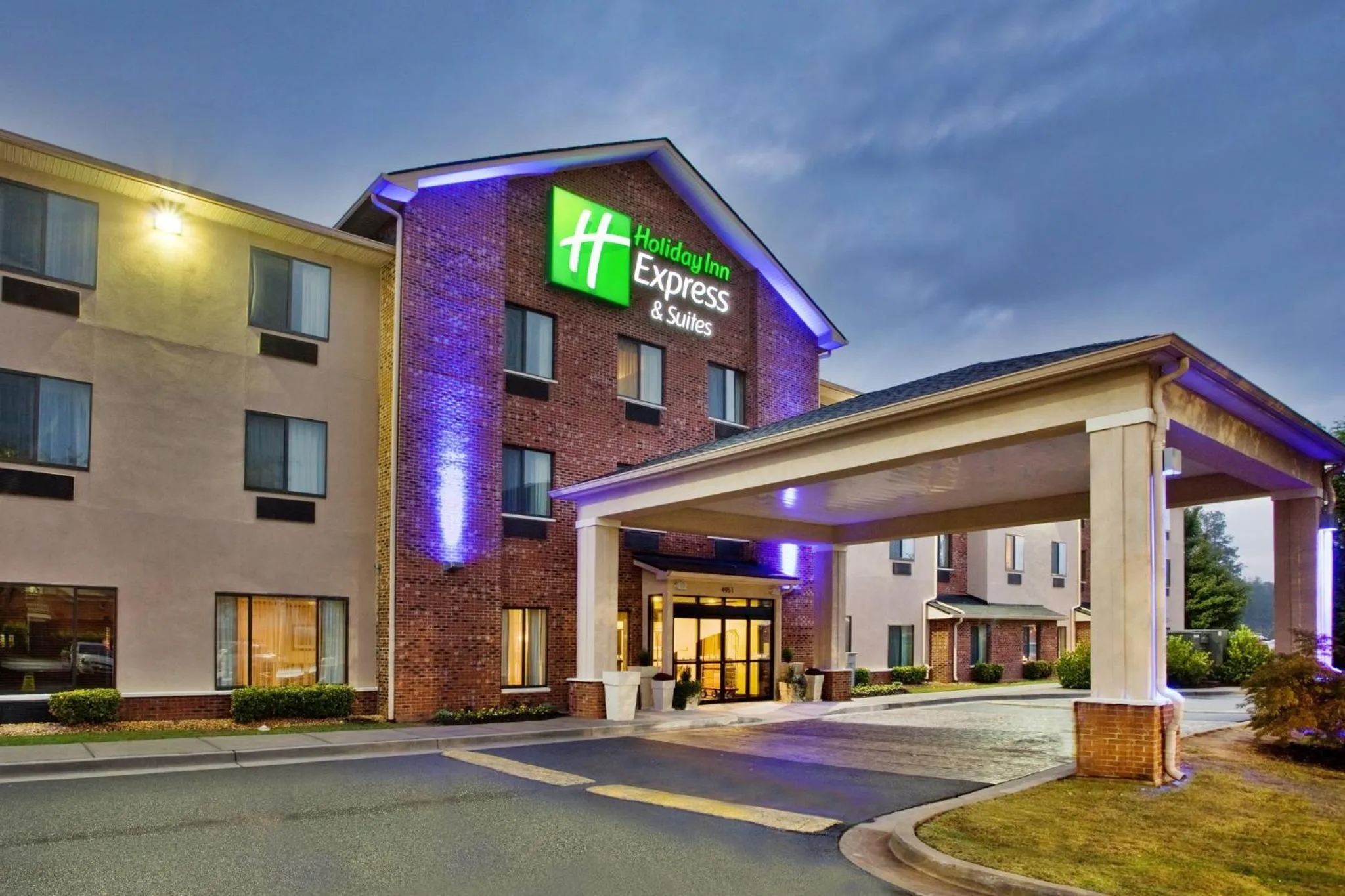 Property building in Holiday Inn Express & Suites Buford NE - Lake Lanier by IHG