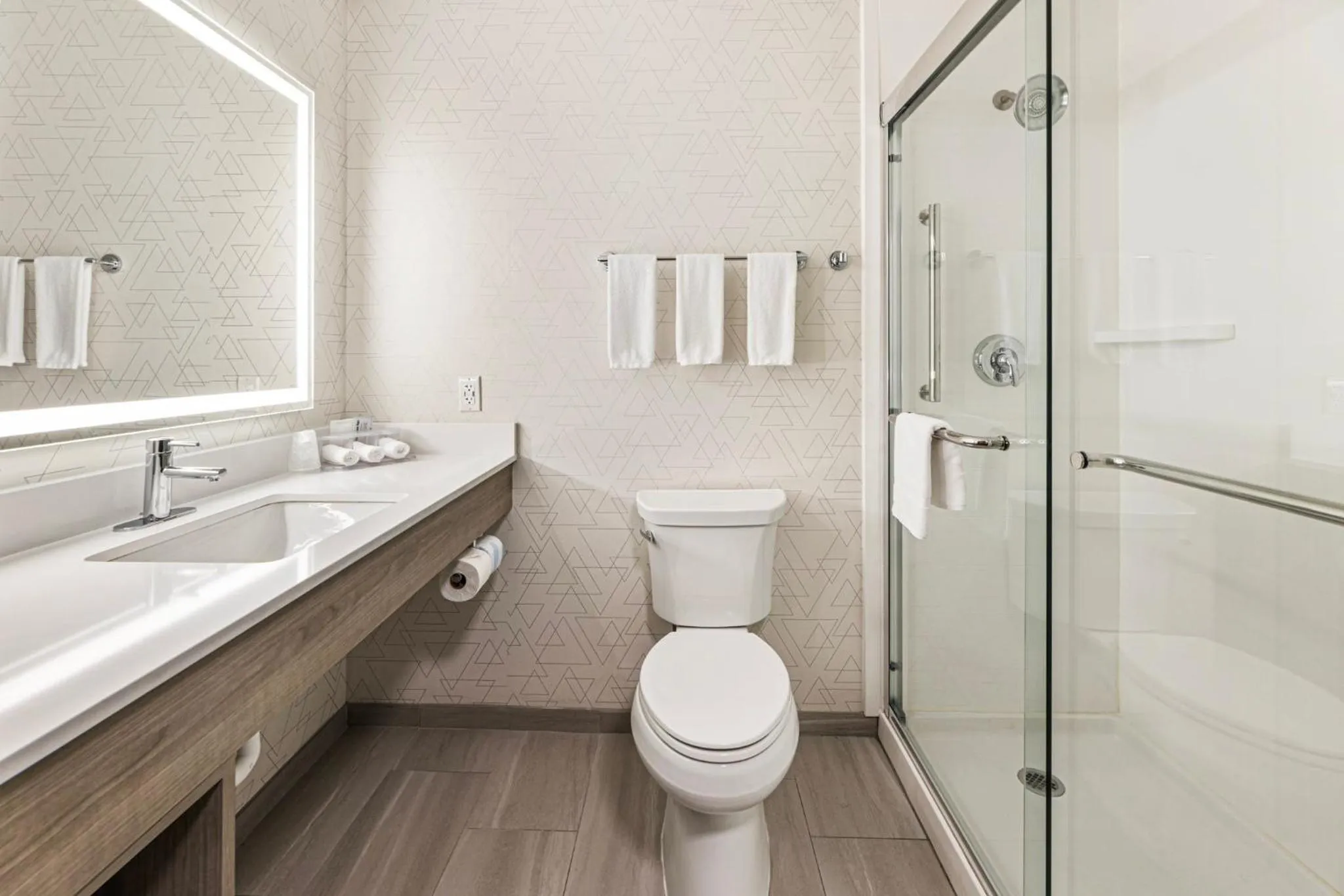 Bathroom in Holiday Inn Express & Suites Buford NE - Lake Lanier by IHG