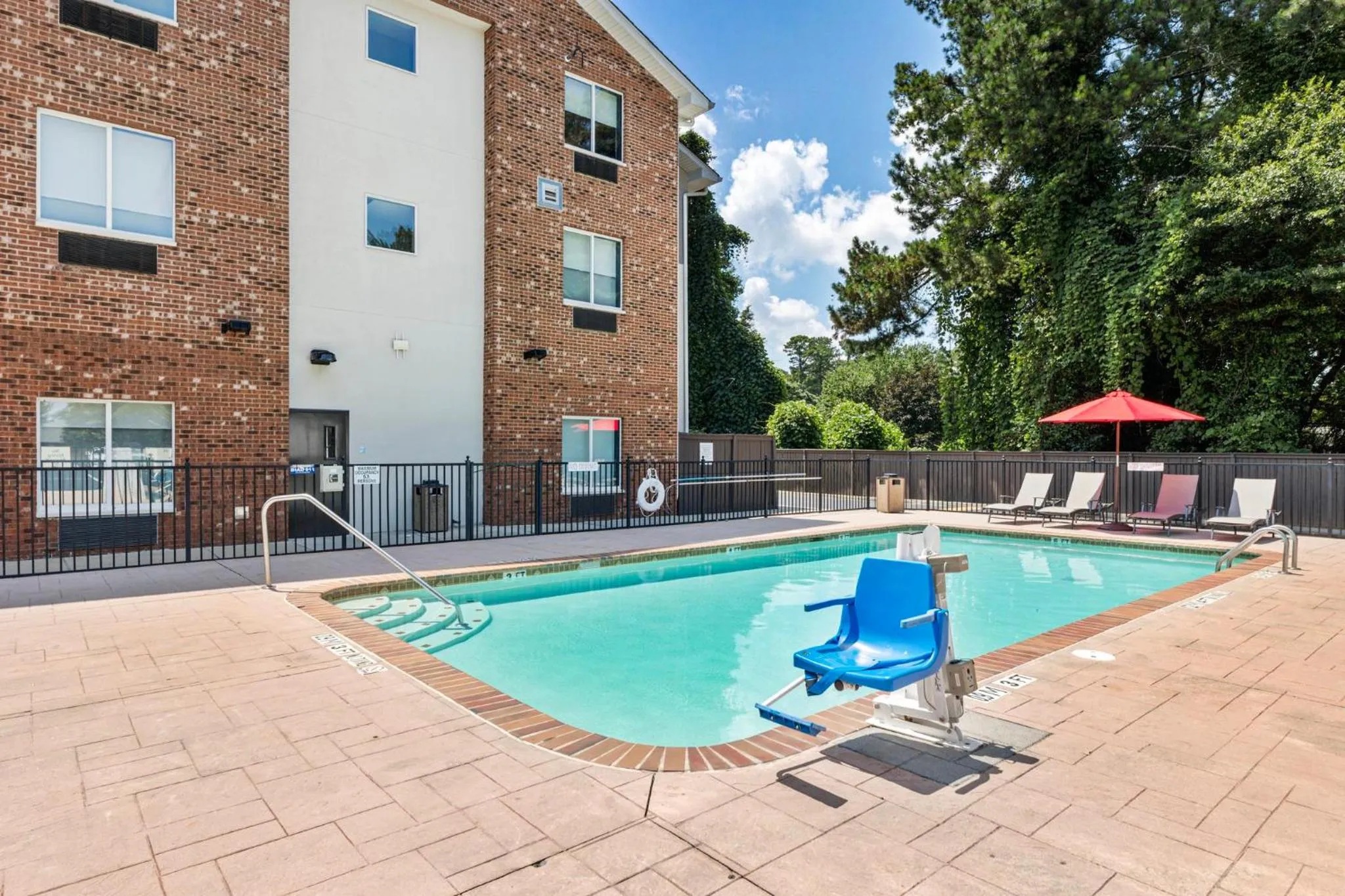 Swimming pool in Holiday Inn Express & Suites Buford NE - Lake Lanier by IHG