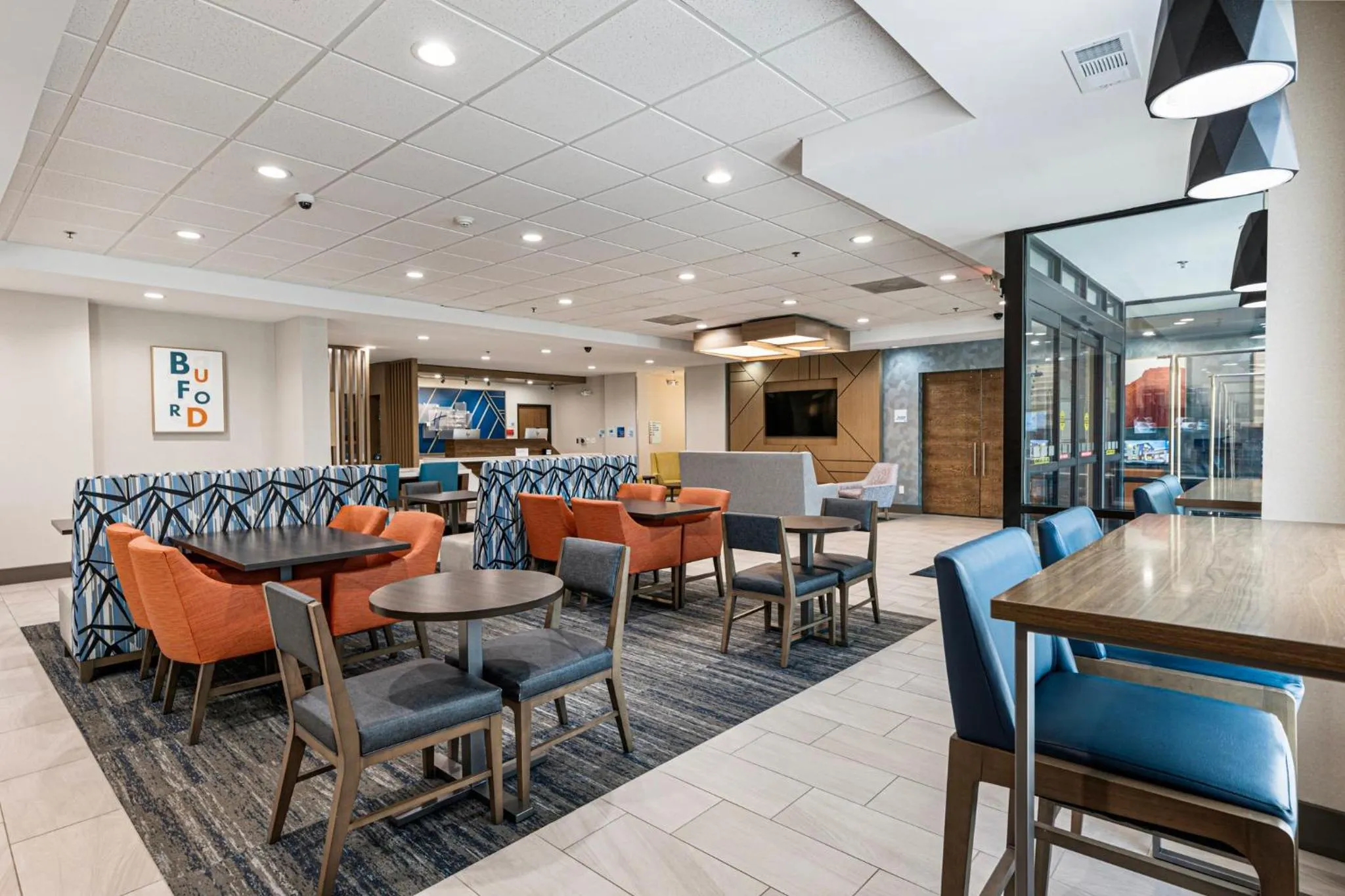 Breakfast in Holiday Inn Express & Suites Buford NE - Lake Lanier by IHG