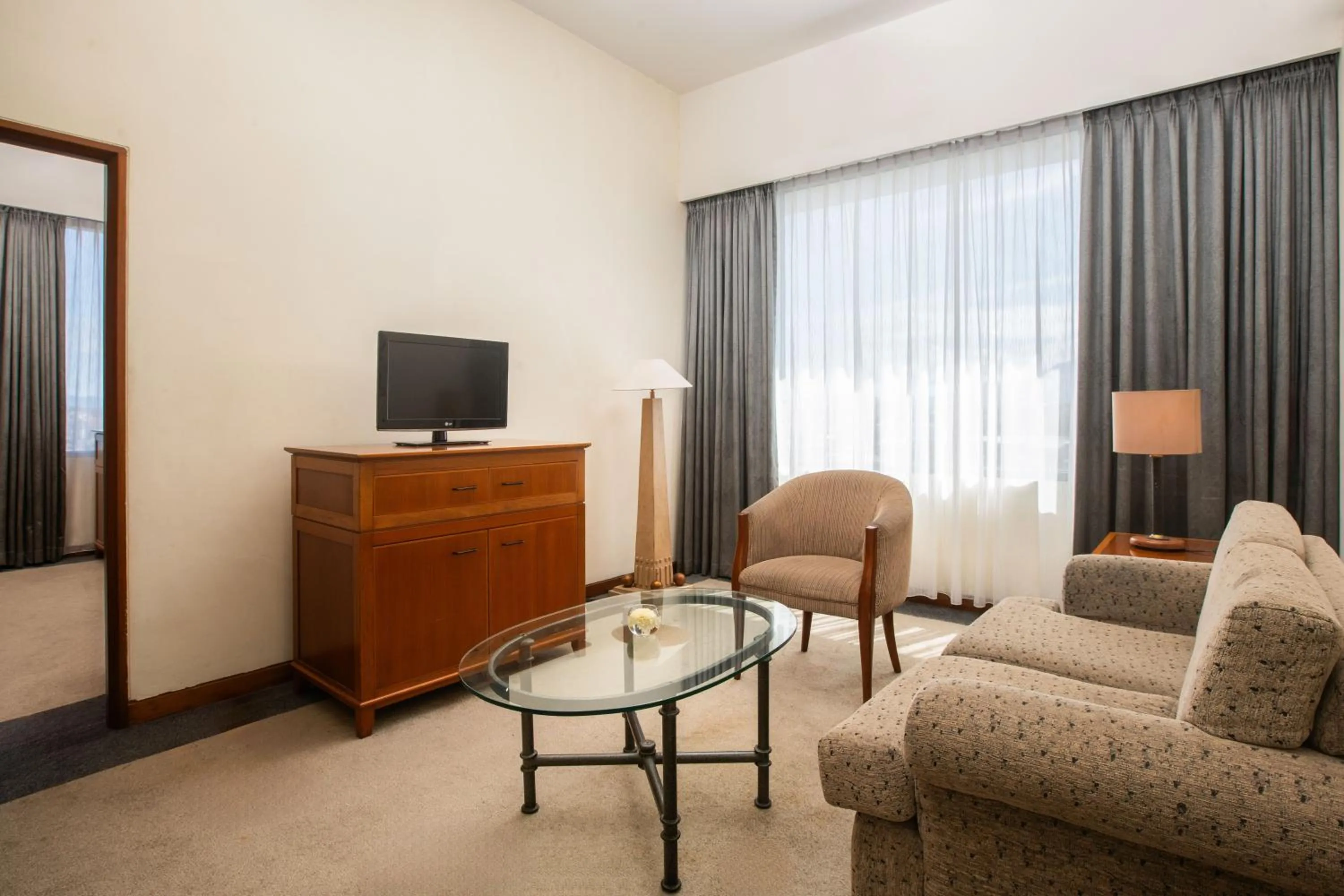 Living room in Aryaduta Manado