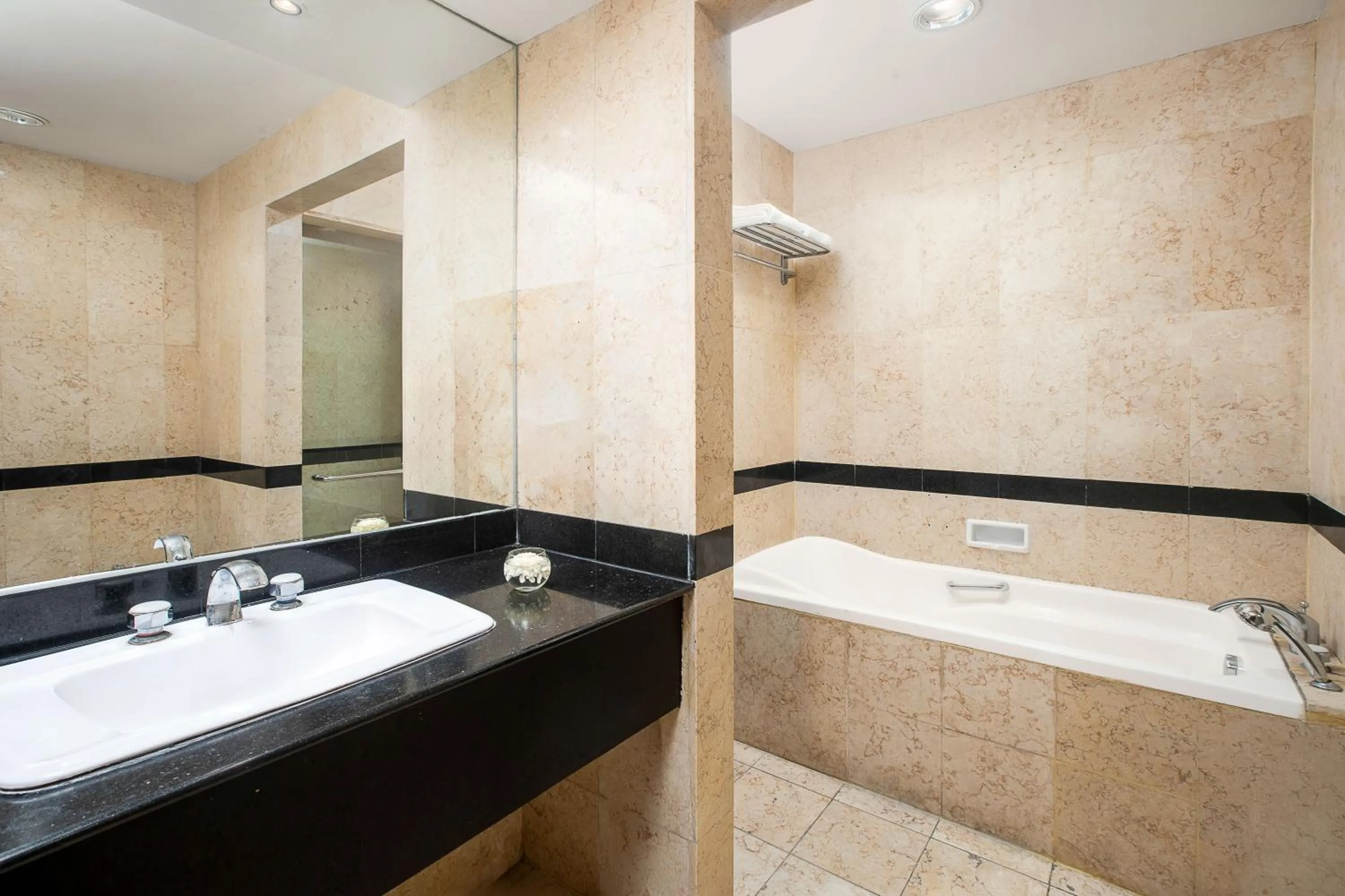 Bathroom in Aryaduta Manado