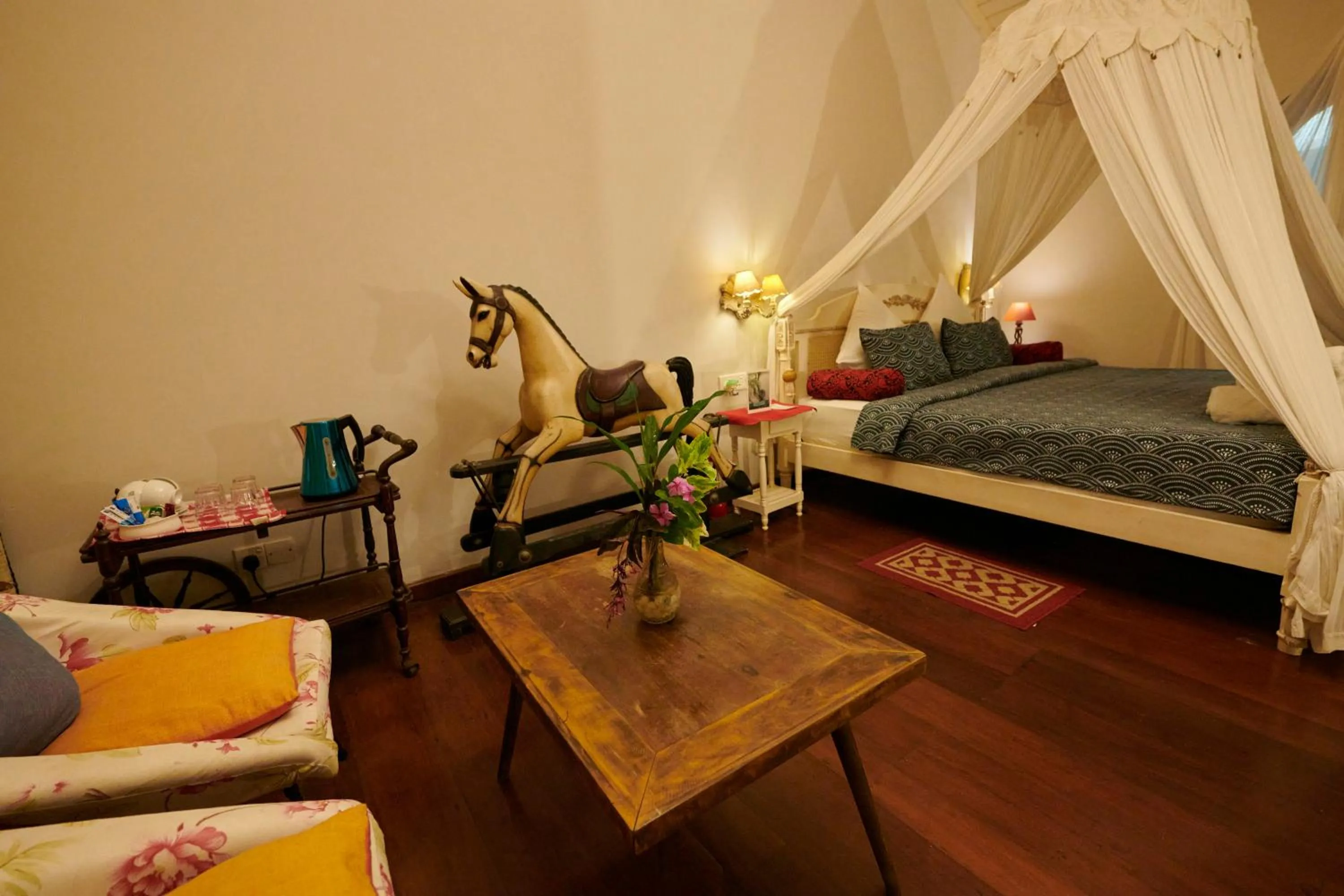 Bedroom, Bed in LE JARDIN DU FORT - GALLE