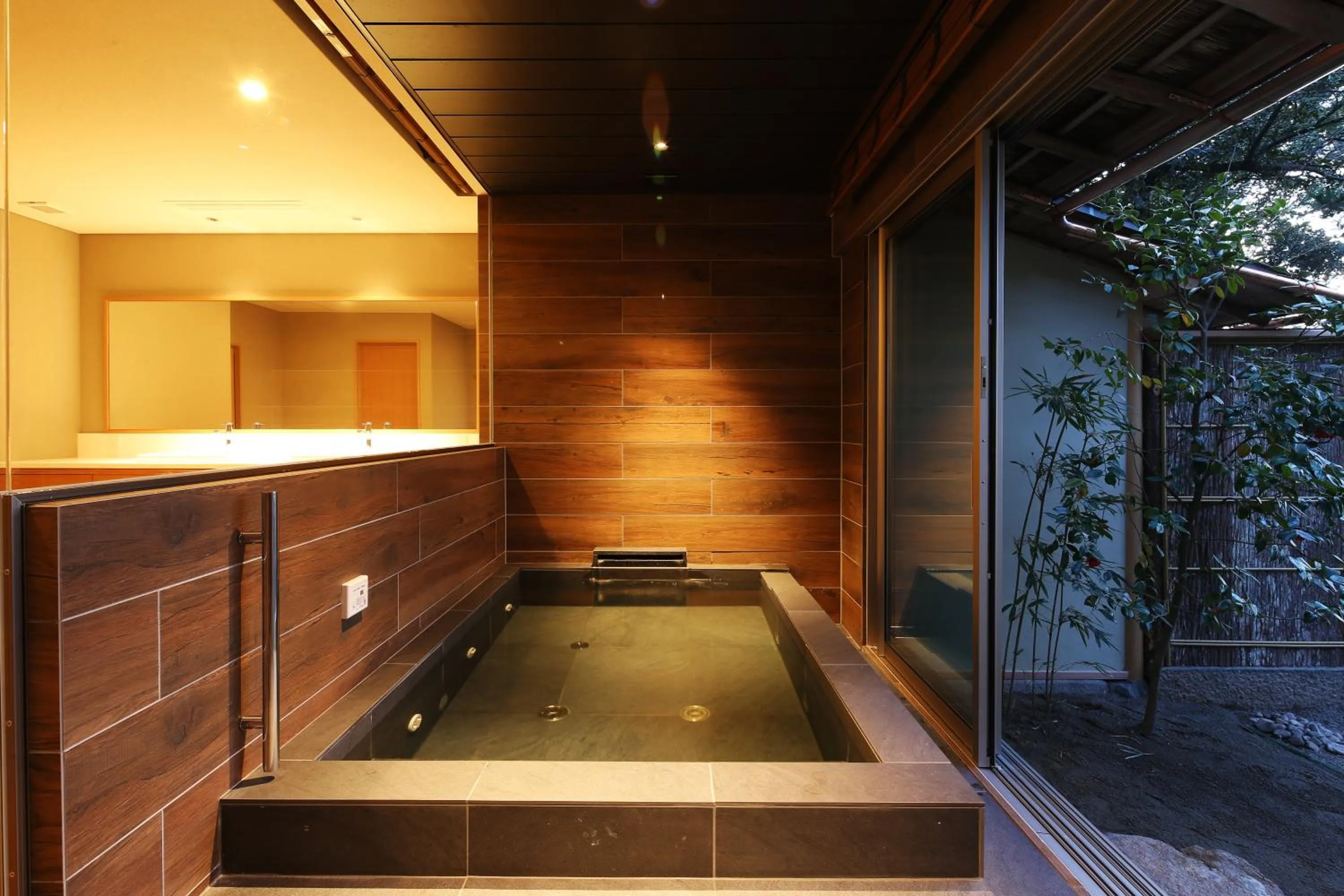 Bathroom in Monjusou Shourotei