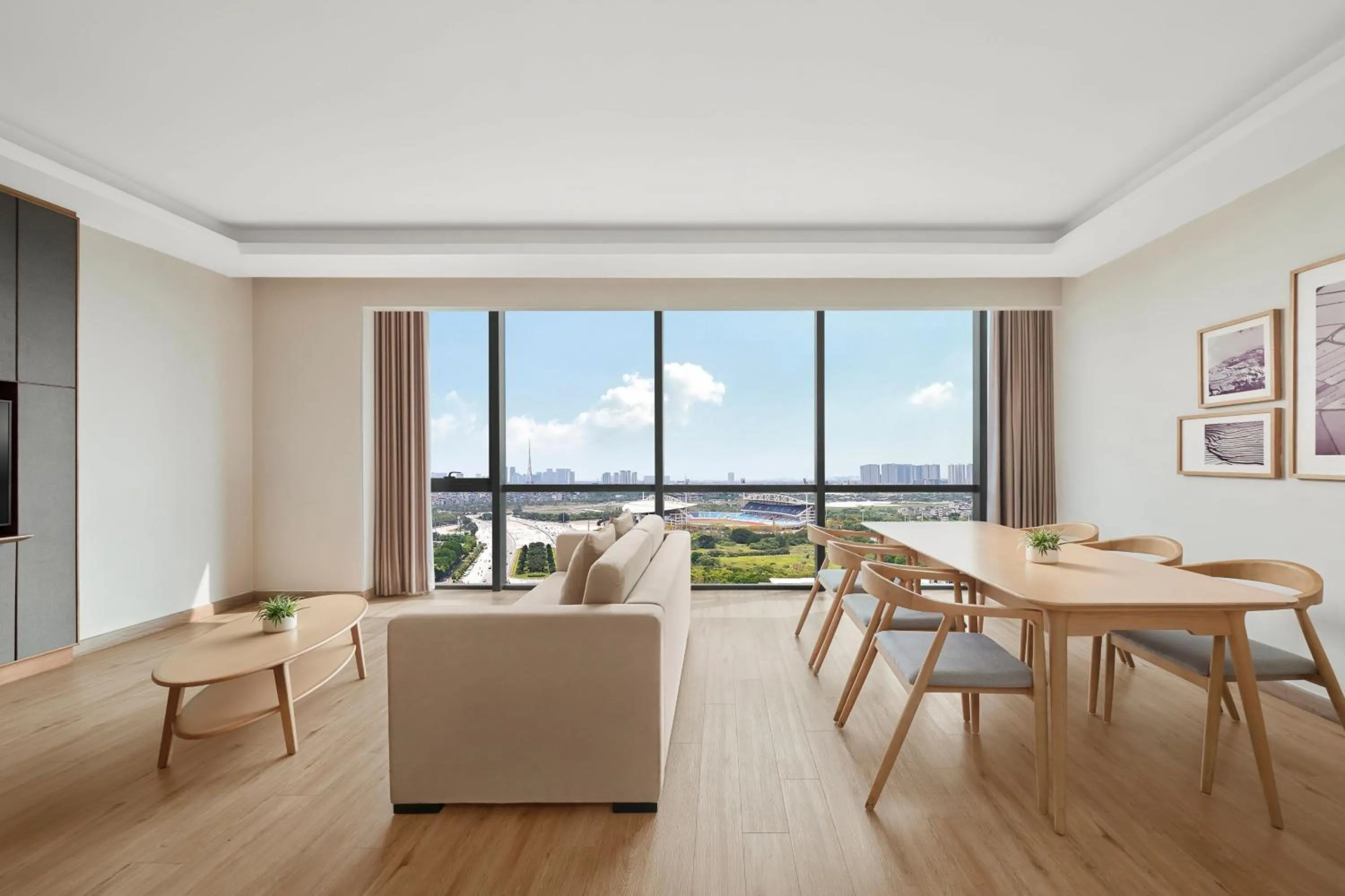 Bedroom in Sheraton Hanoi West