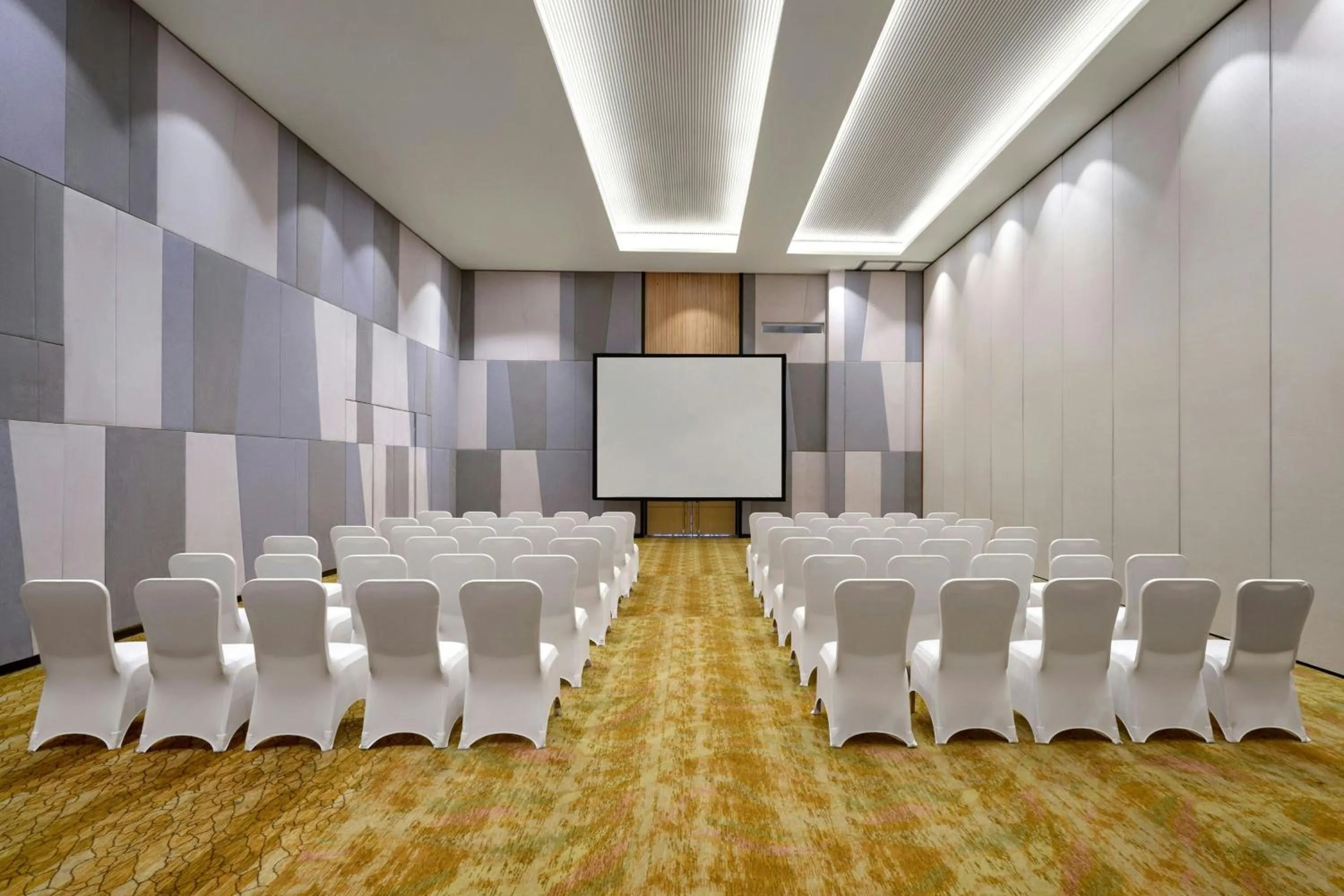 Meeting/conference room in Sheraton Hanoi West