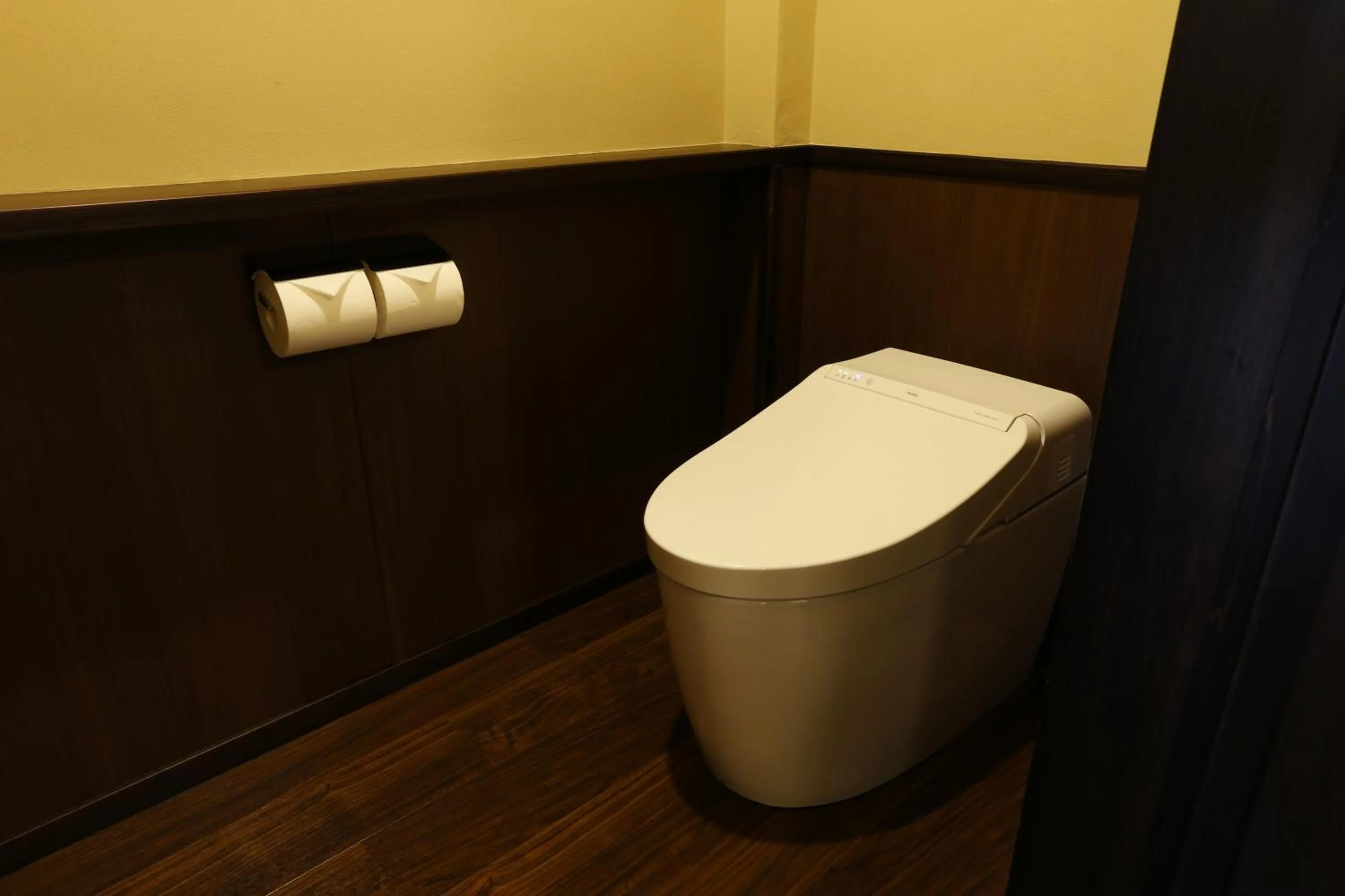 Toilet in Taikyourou