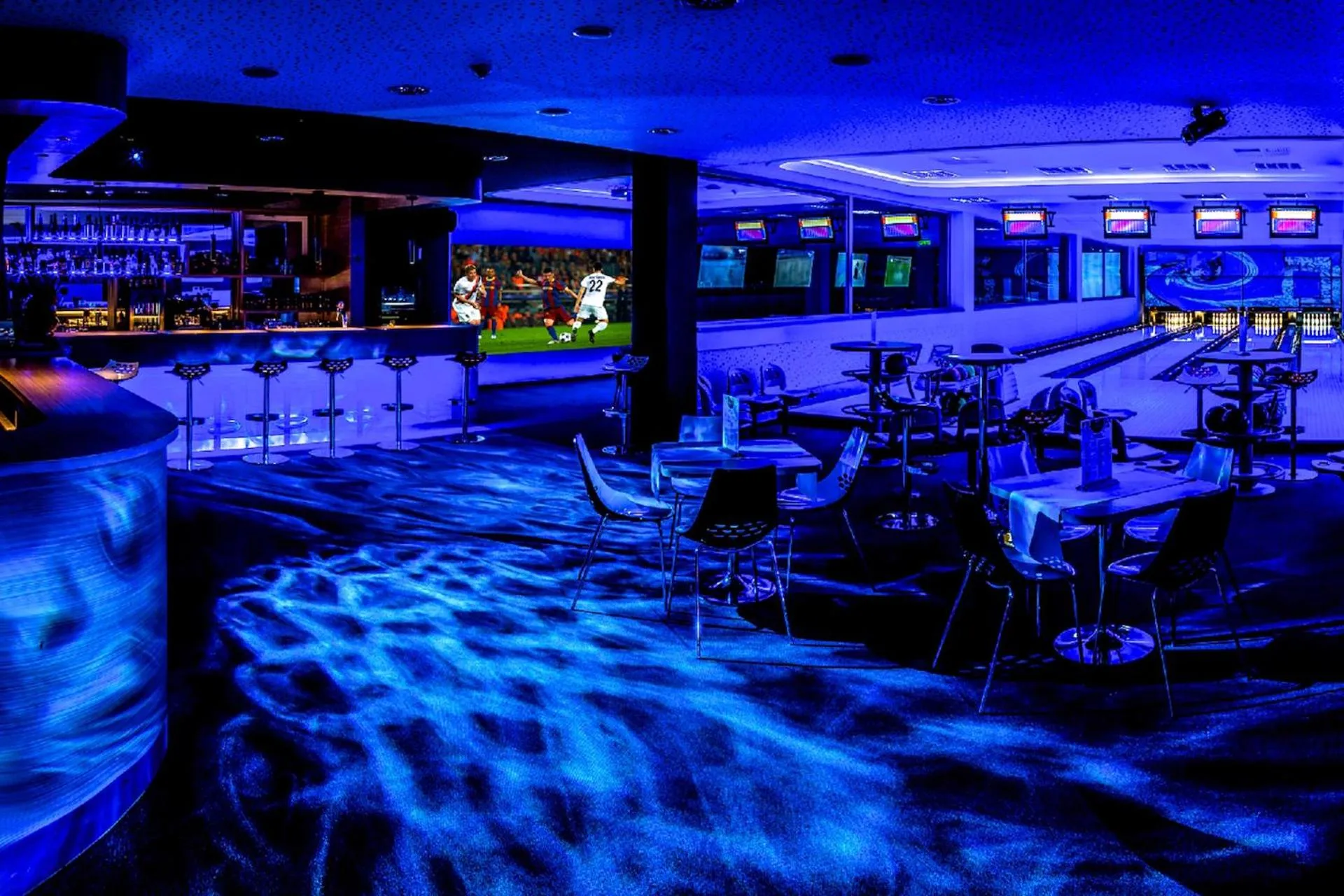 Bowling in Hotel Ponteo - Activity Park