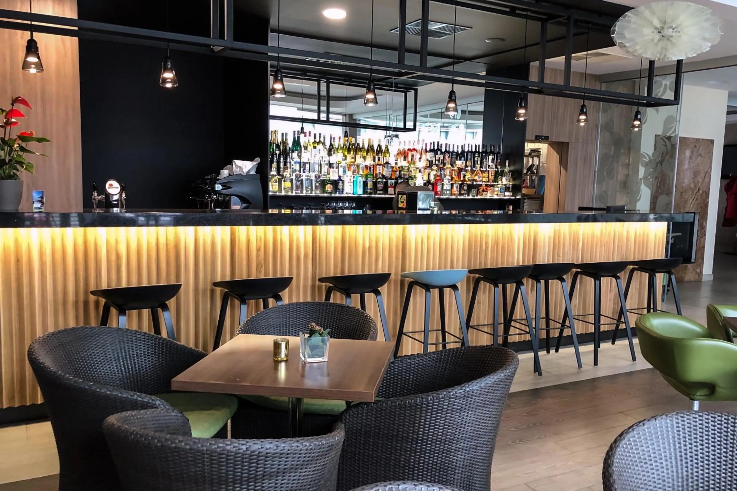 Restaurant/places to eat in Hotel Ponteo - Activity Park