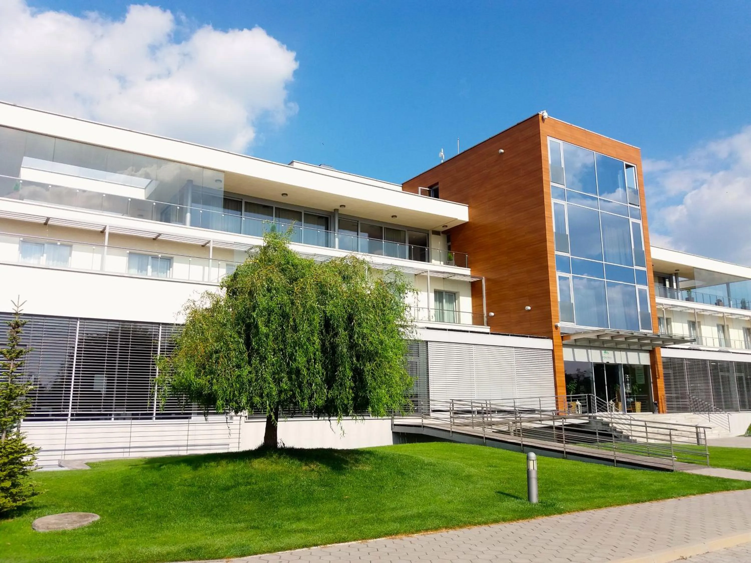 Facade/entrance in Hotel Ponteo - Activity Park