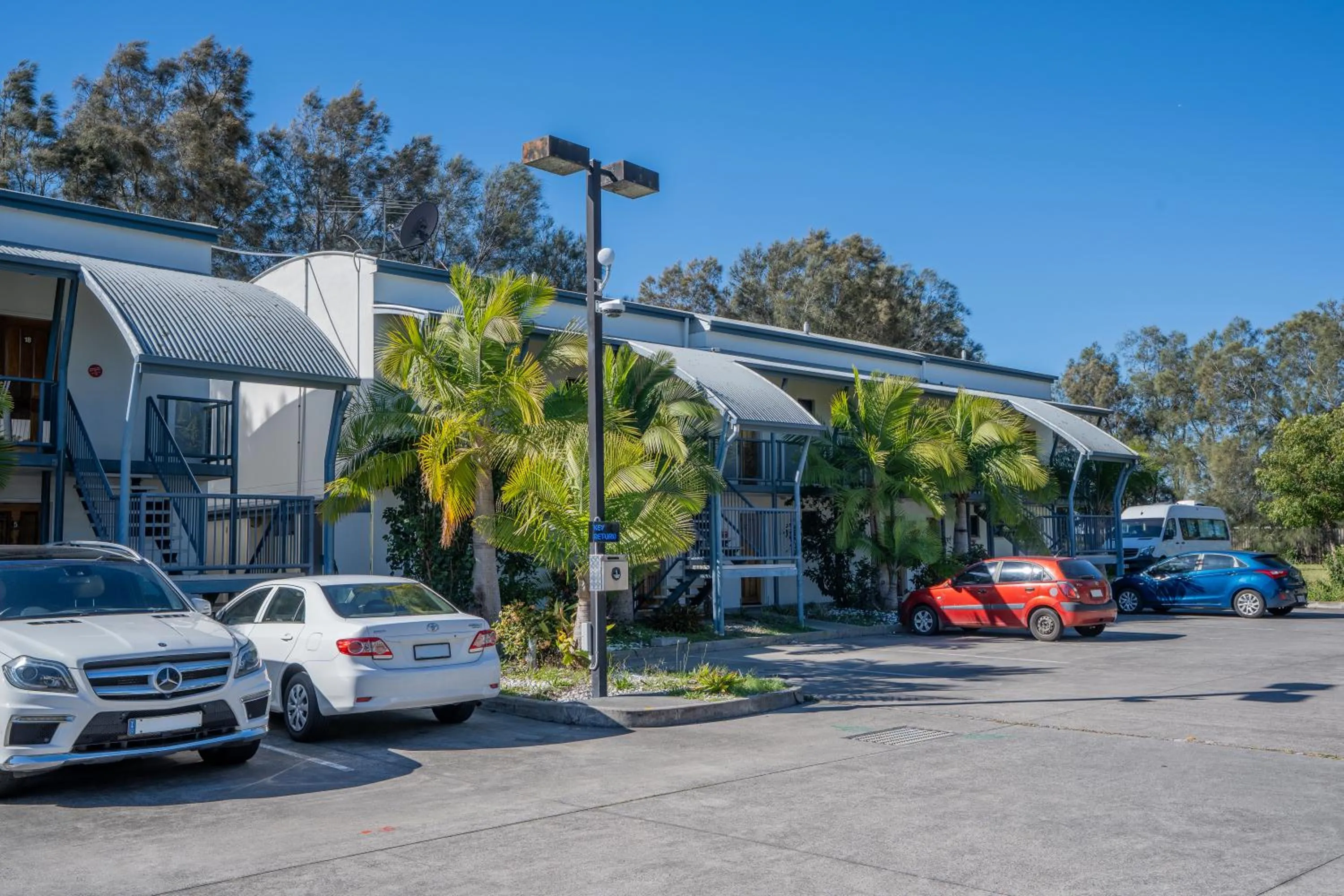 Property building in Novena Palms Motel