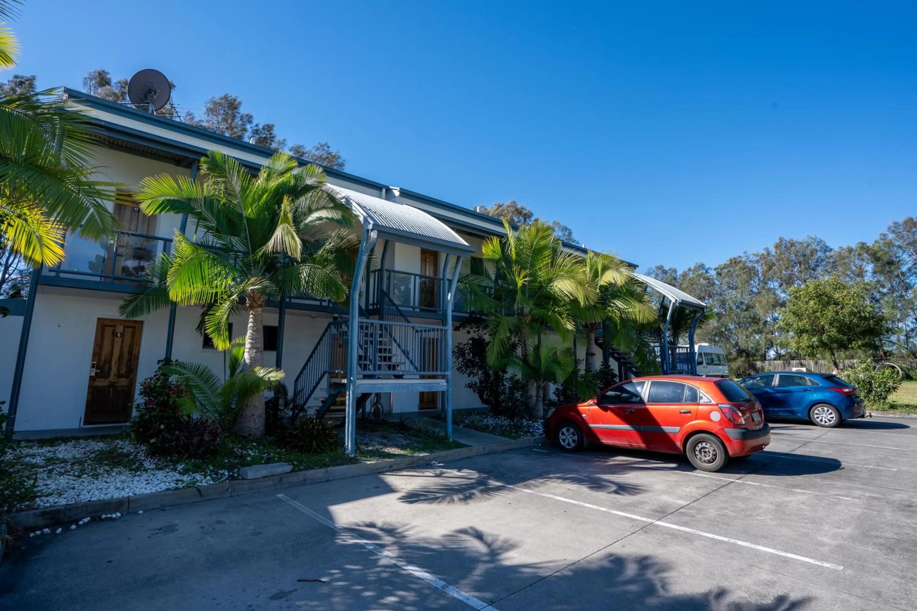 Property building in Novena Palms Motel