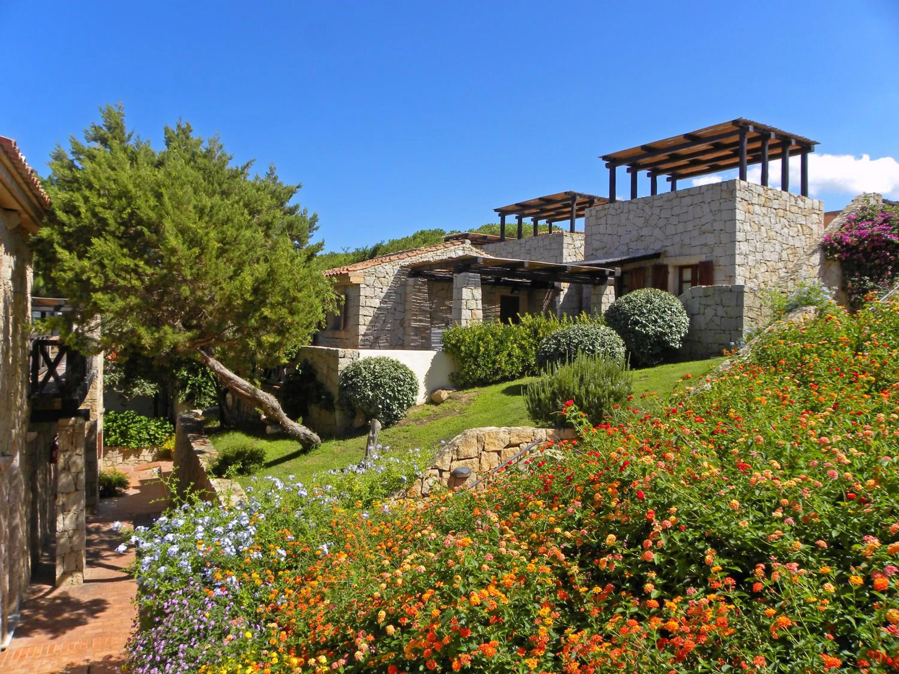 Property building in Hotel Porto Piccolo