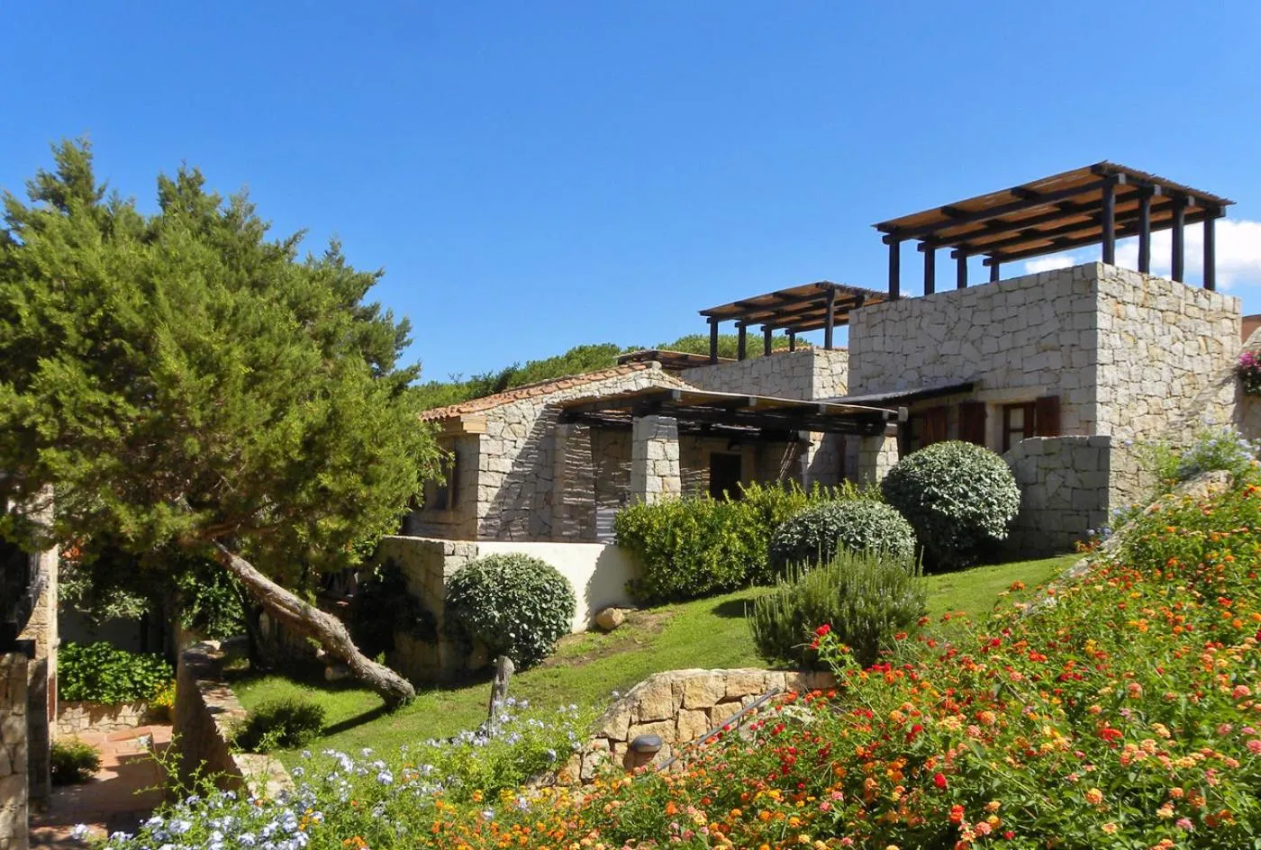Property building in Hotel Porto Piccolo