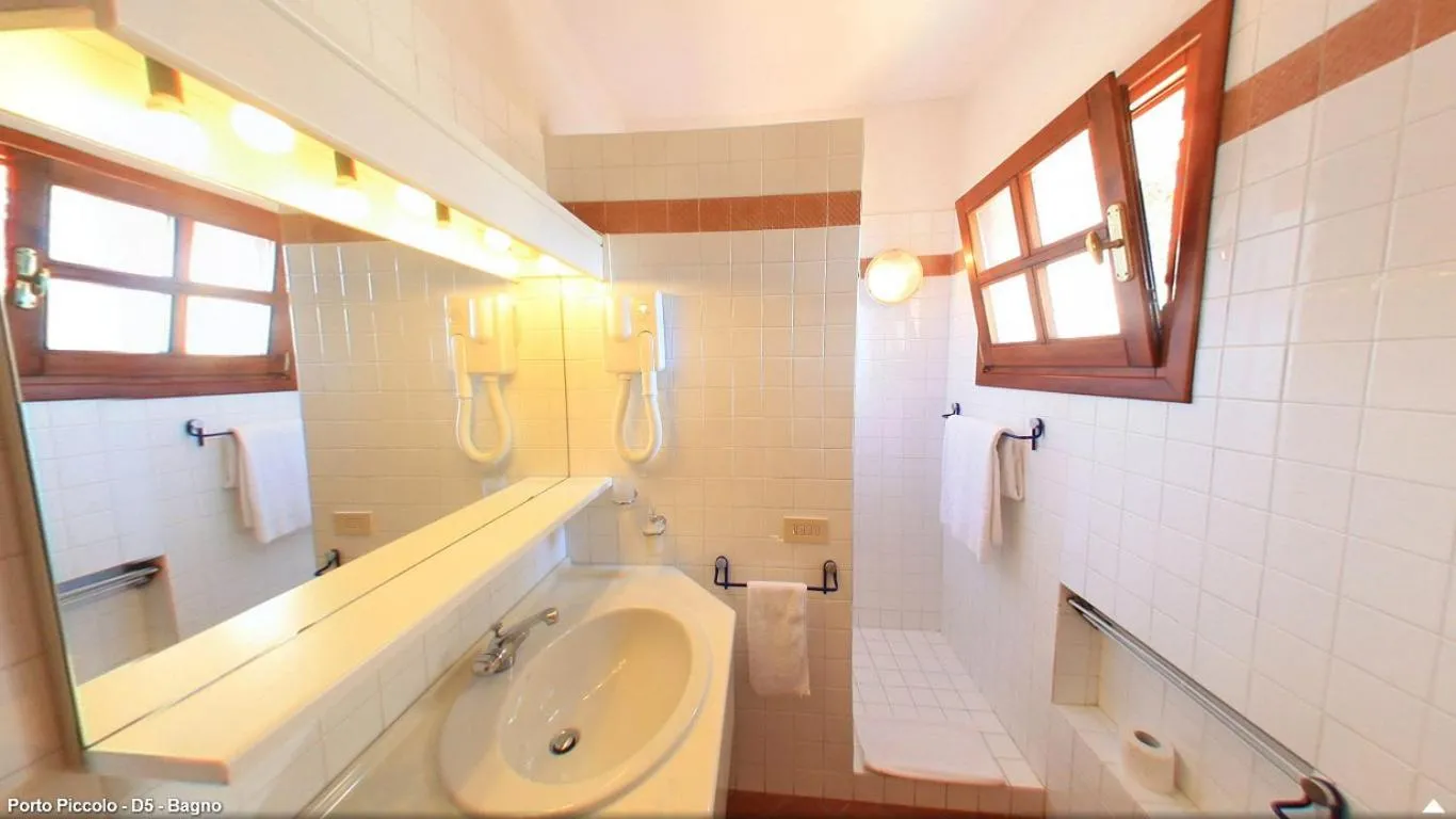 Toilet in Hotel Porto Piccolo