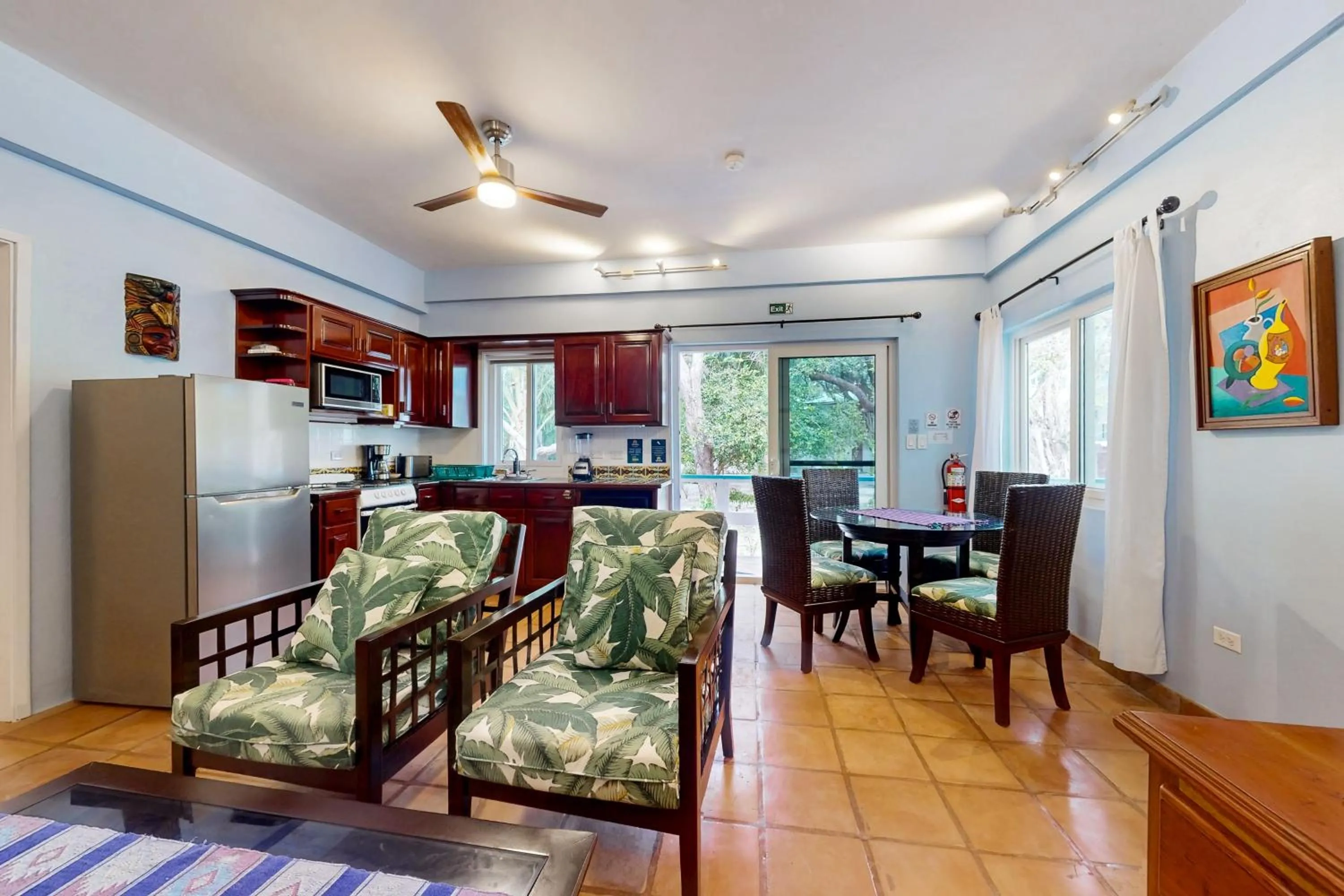 Condo #24 @ Beachside Villas