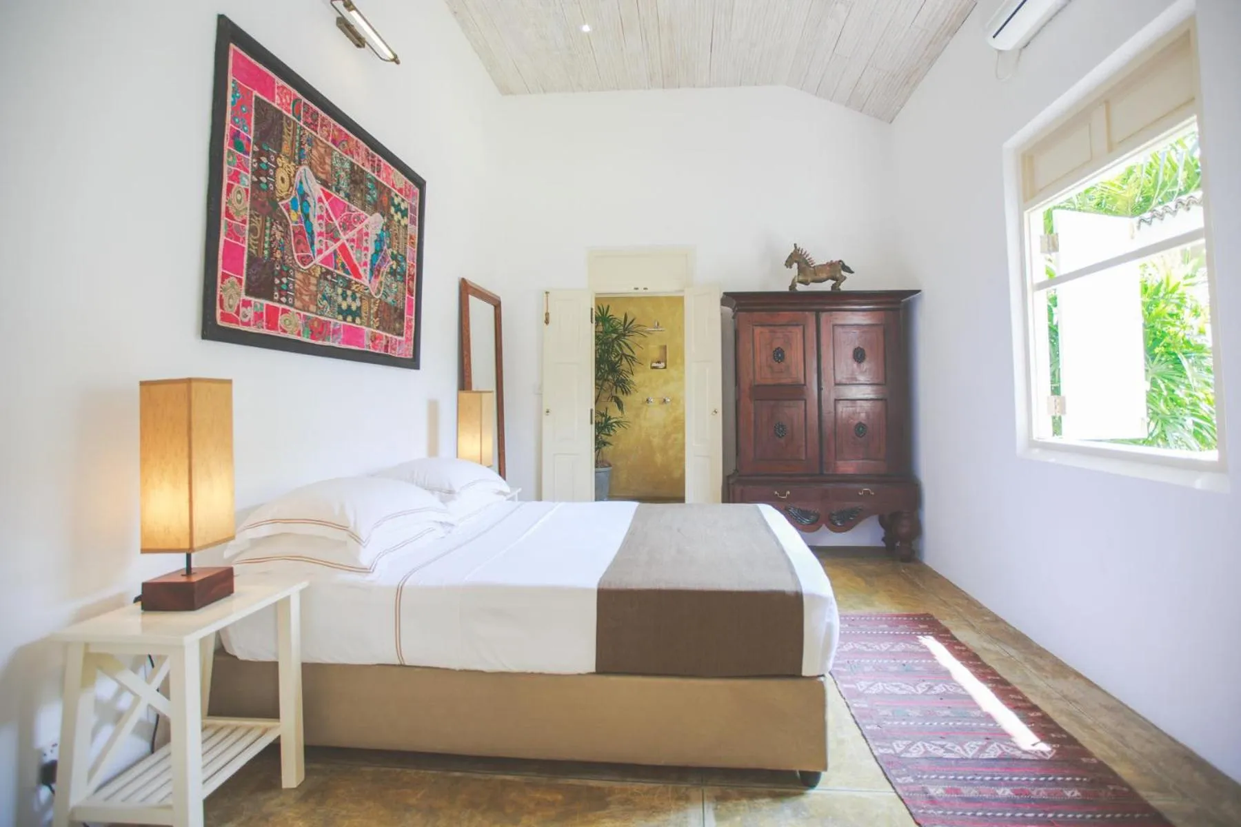 Bed in Karmel Villa Thalduwa Island - Five Bedroom Luxury Villa with Private Pool