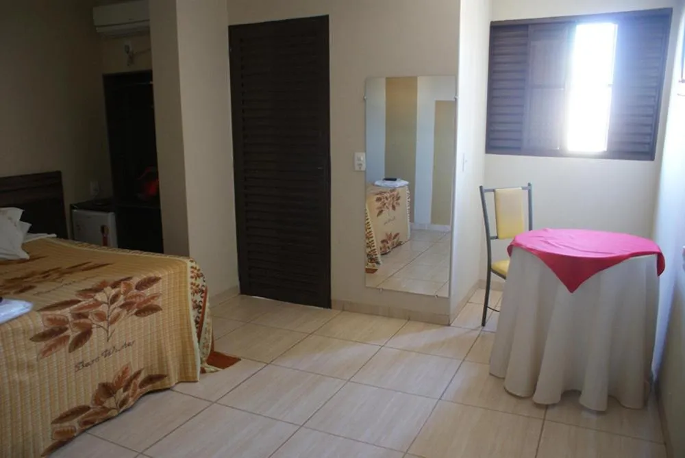 Bed in Colorado Plaza Hotel