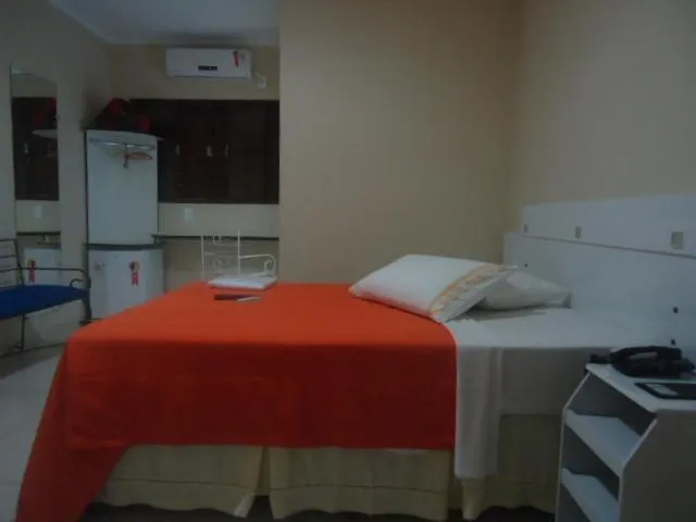 Bed in Colorado Plaza Hotel