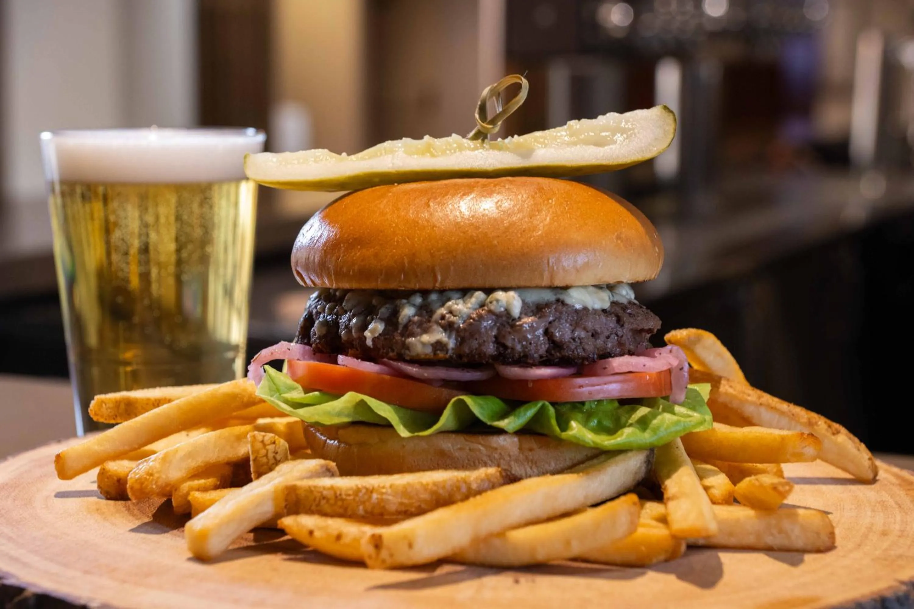 Restaurant/places to eat in DoubleTree by Hilton San Francisco Airport