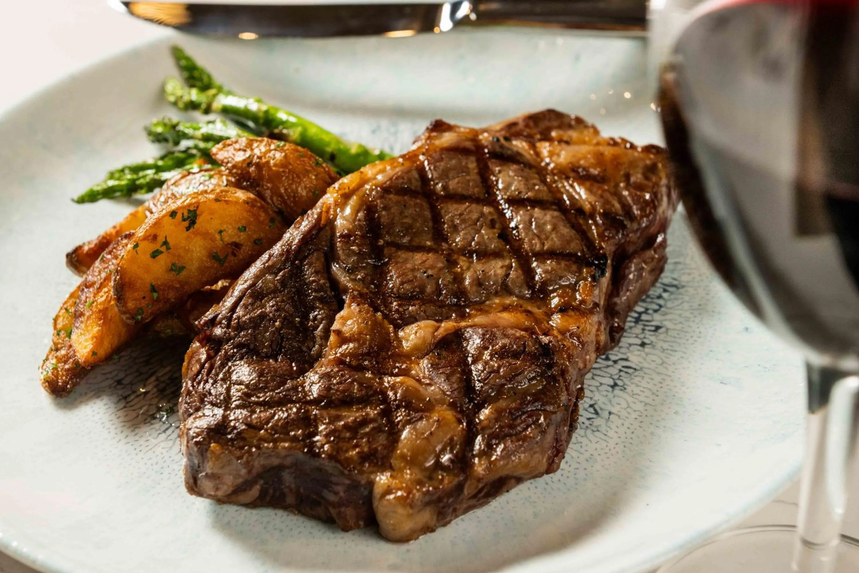 Restaurant/places to eat in DoubleTree by Hilton San Francisco Airport