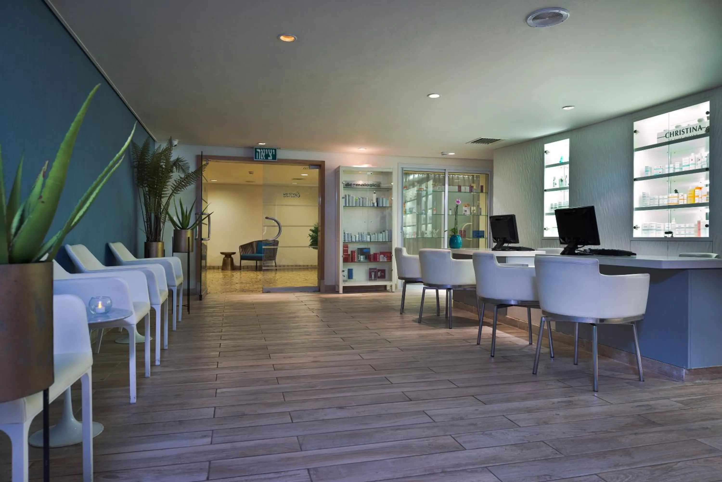 Meeting/conference room in Noga by Isrotel Collection