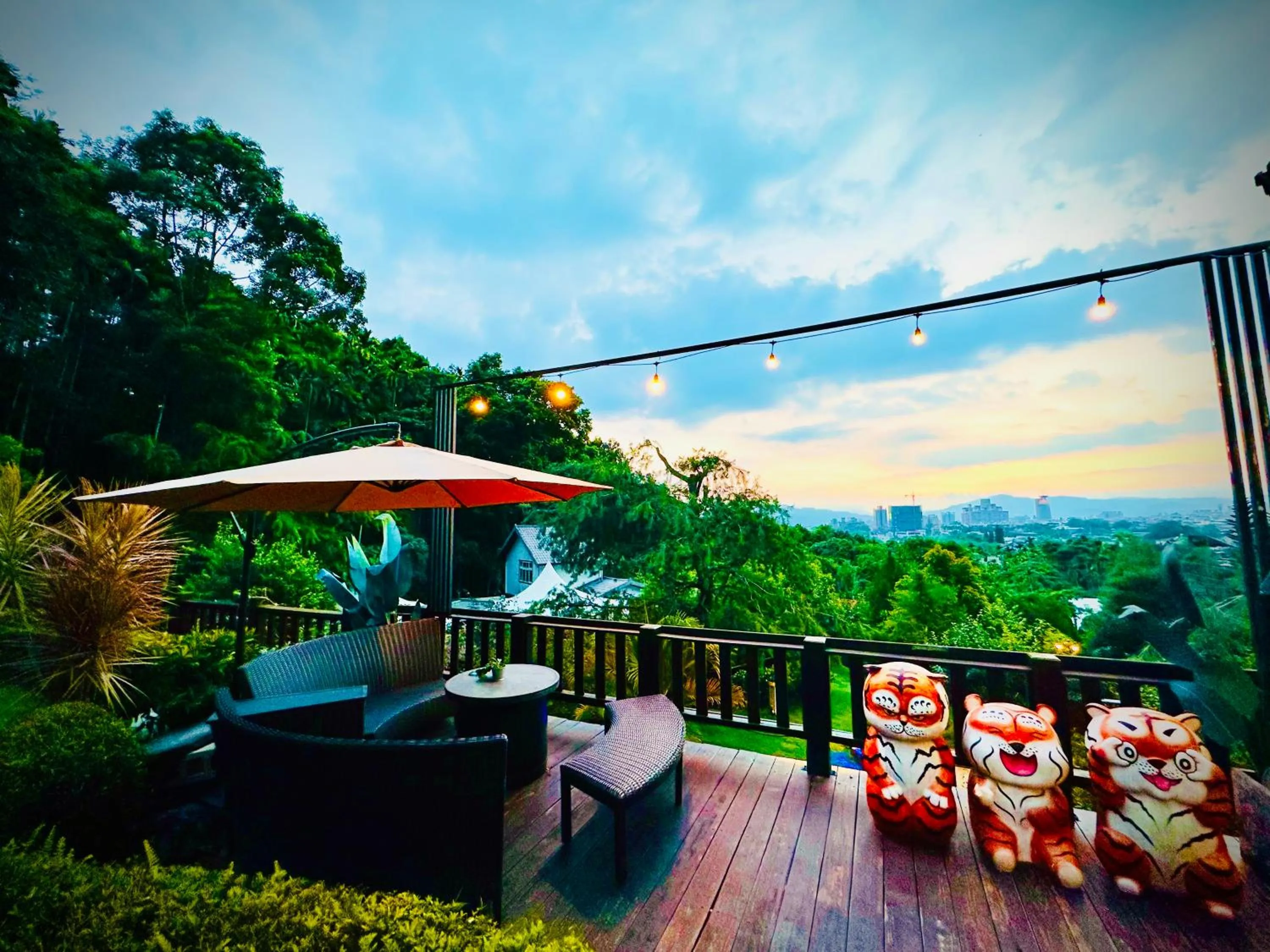 Patio in Yue Ya Villa