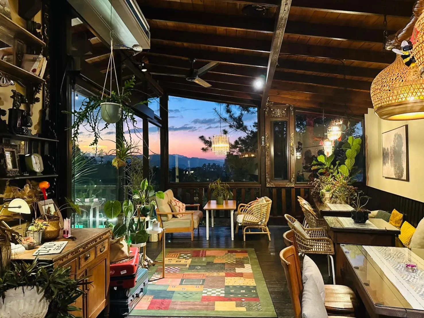 Property building in Yue Ya Villa