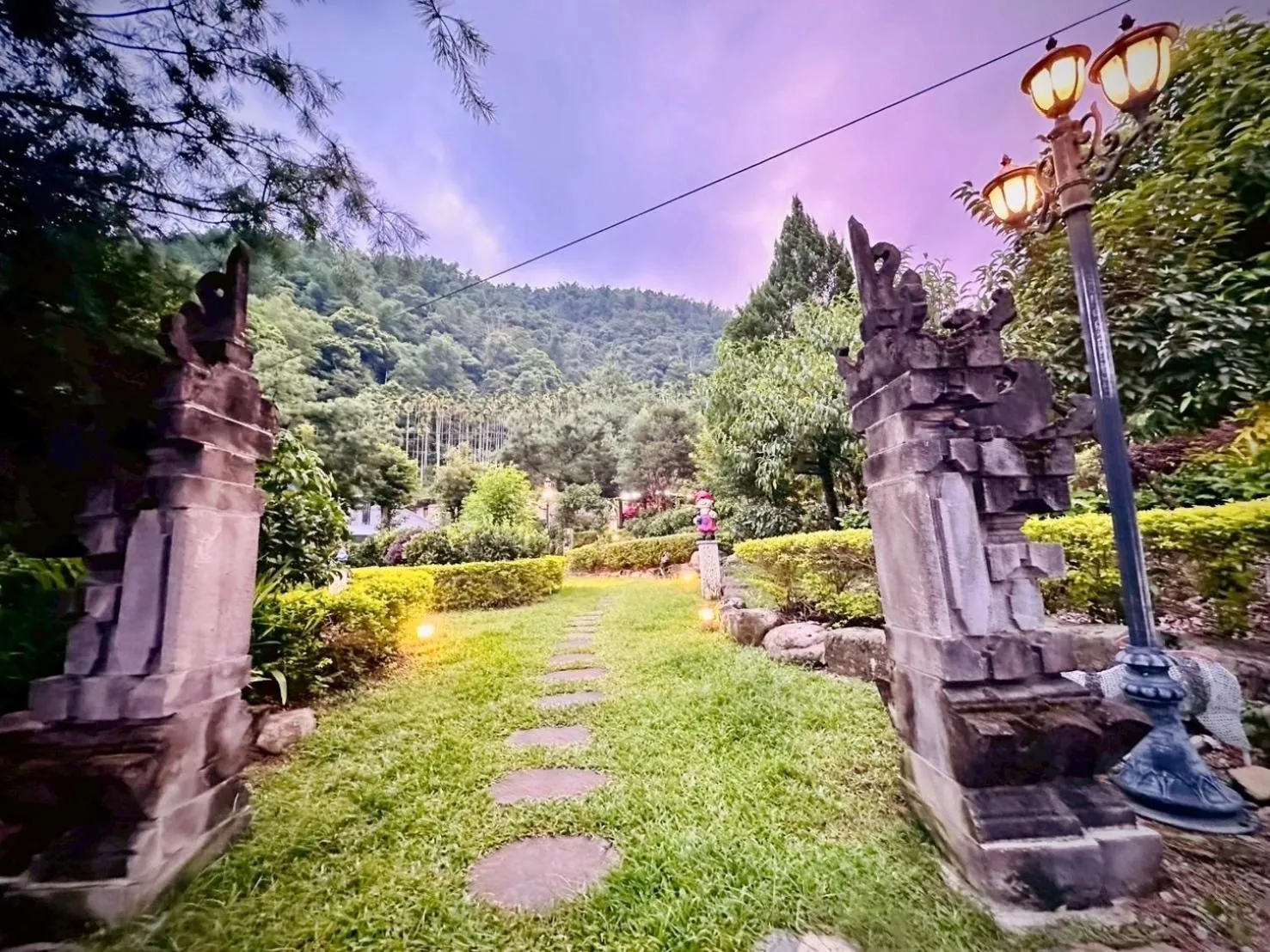 Facade/entrance in Yue Ya Villa