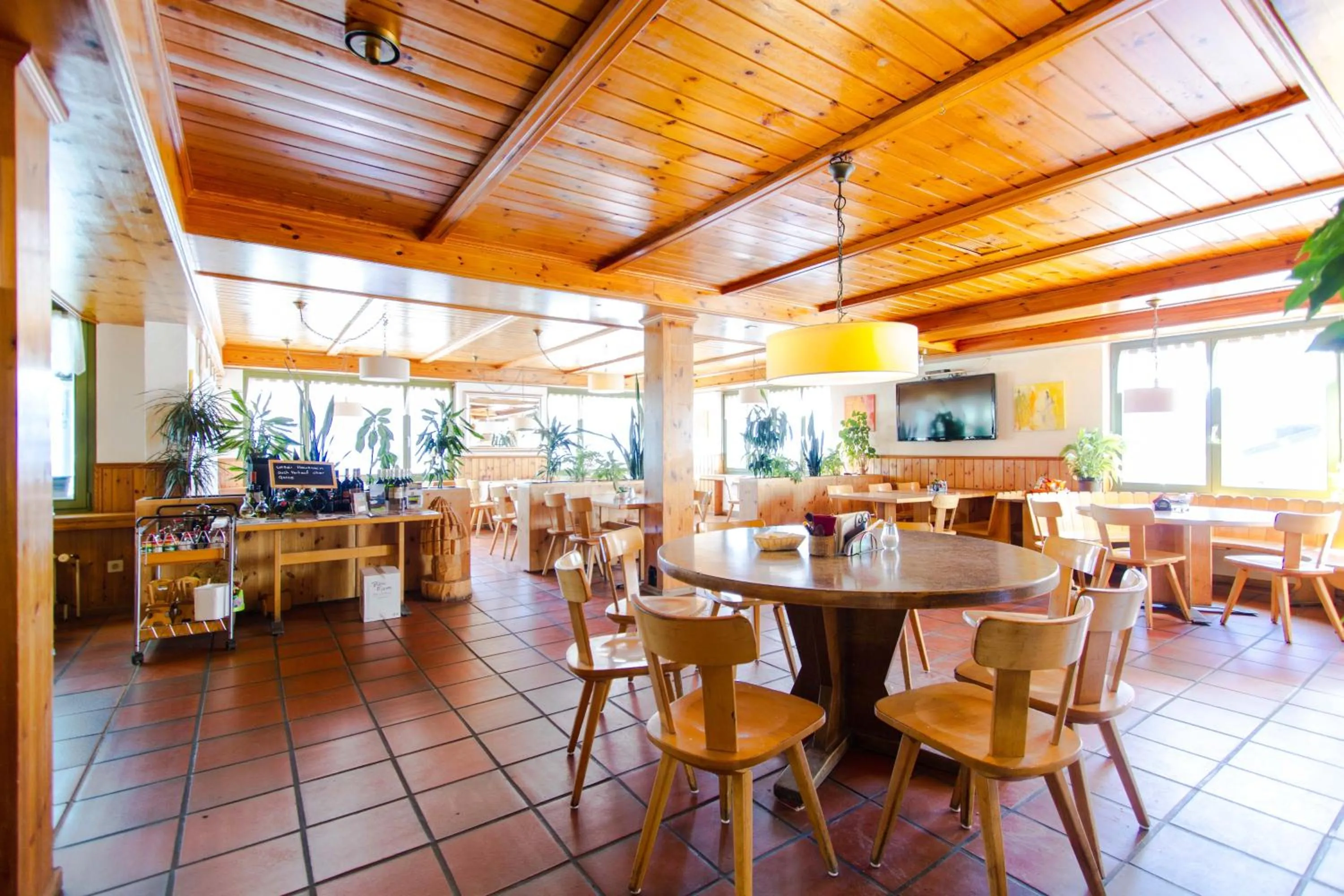 Restaurant/places to eat in Hotel Sonne