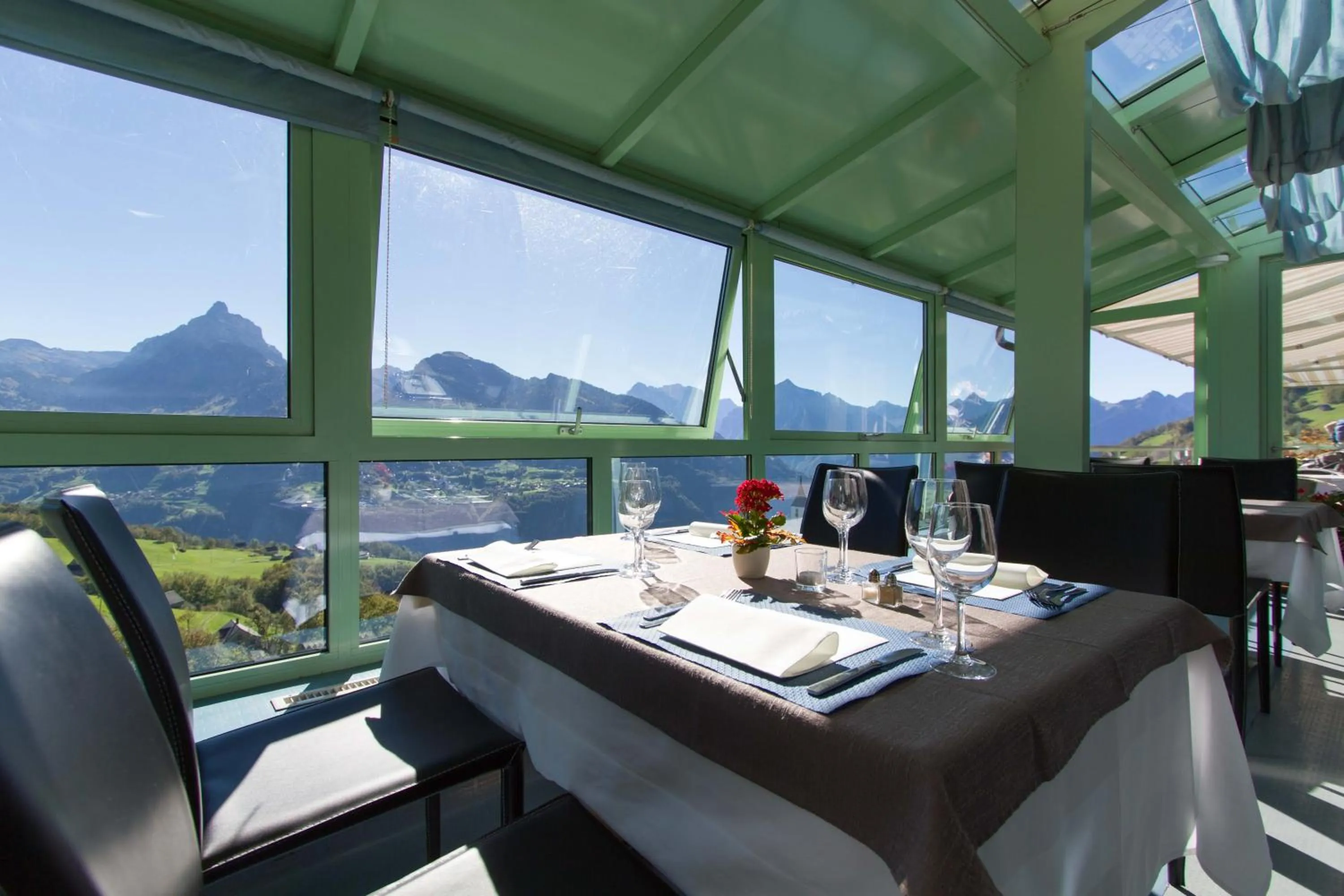 Restaurant/places to eat in Hotel Sonne