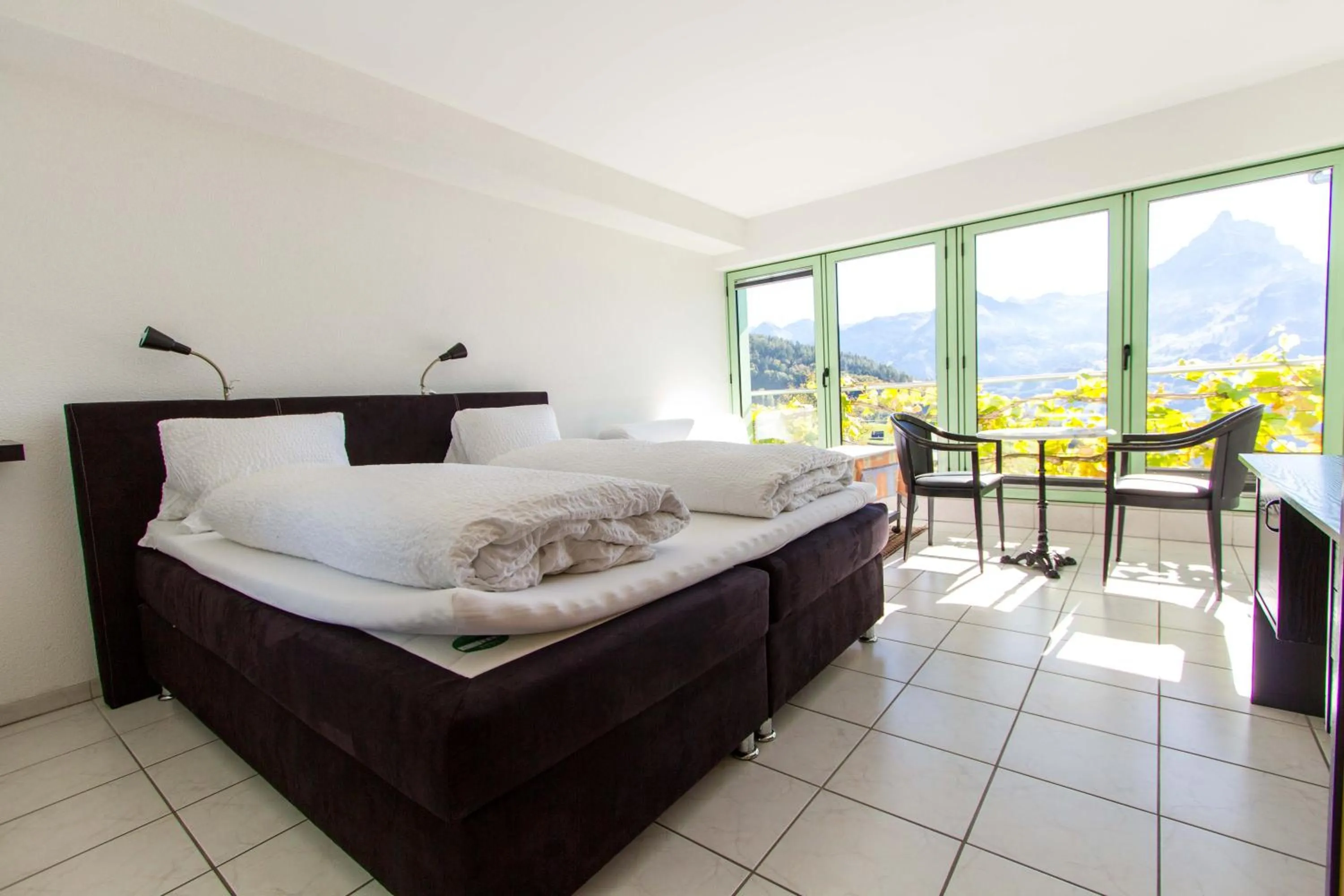 Photo of the whole room, Bed in Hotel Sonne