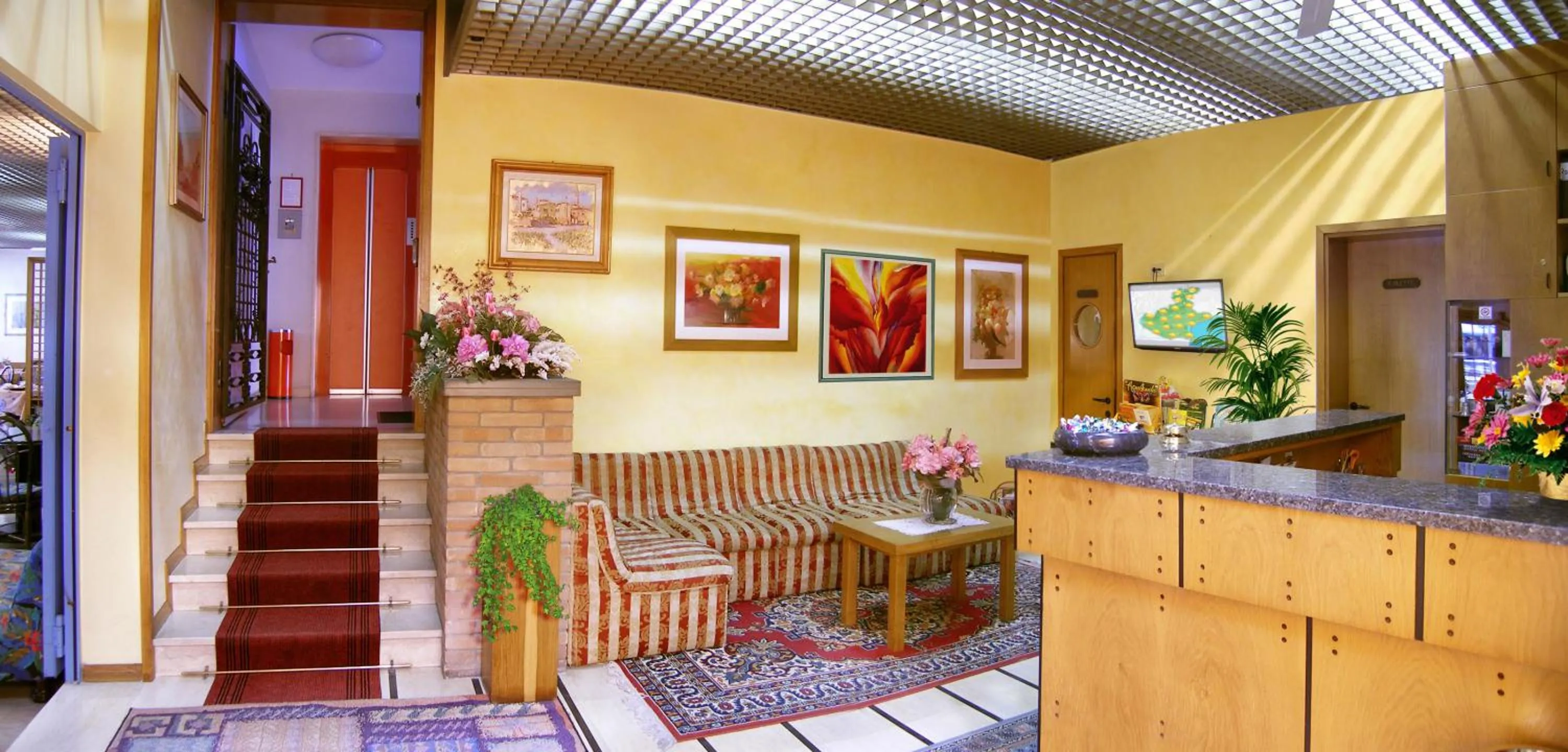 Communal lounge/ TV room in Hotel Bellaria