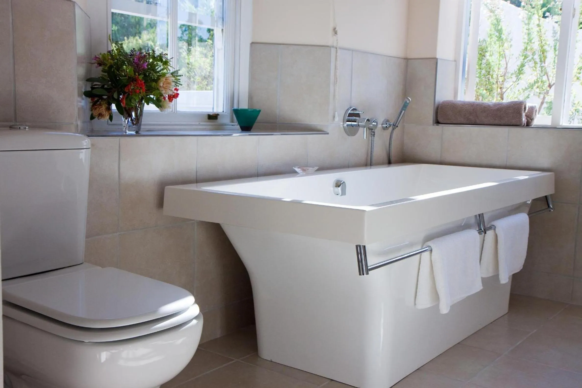 Bathroom in Fynbos Ridge Country House & Cottages