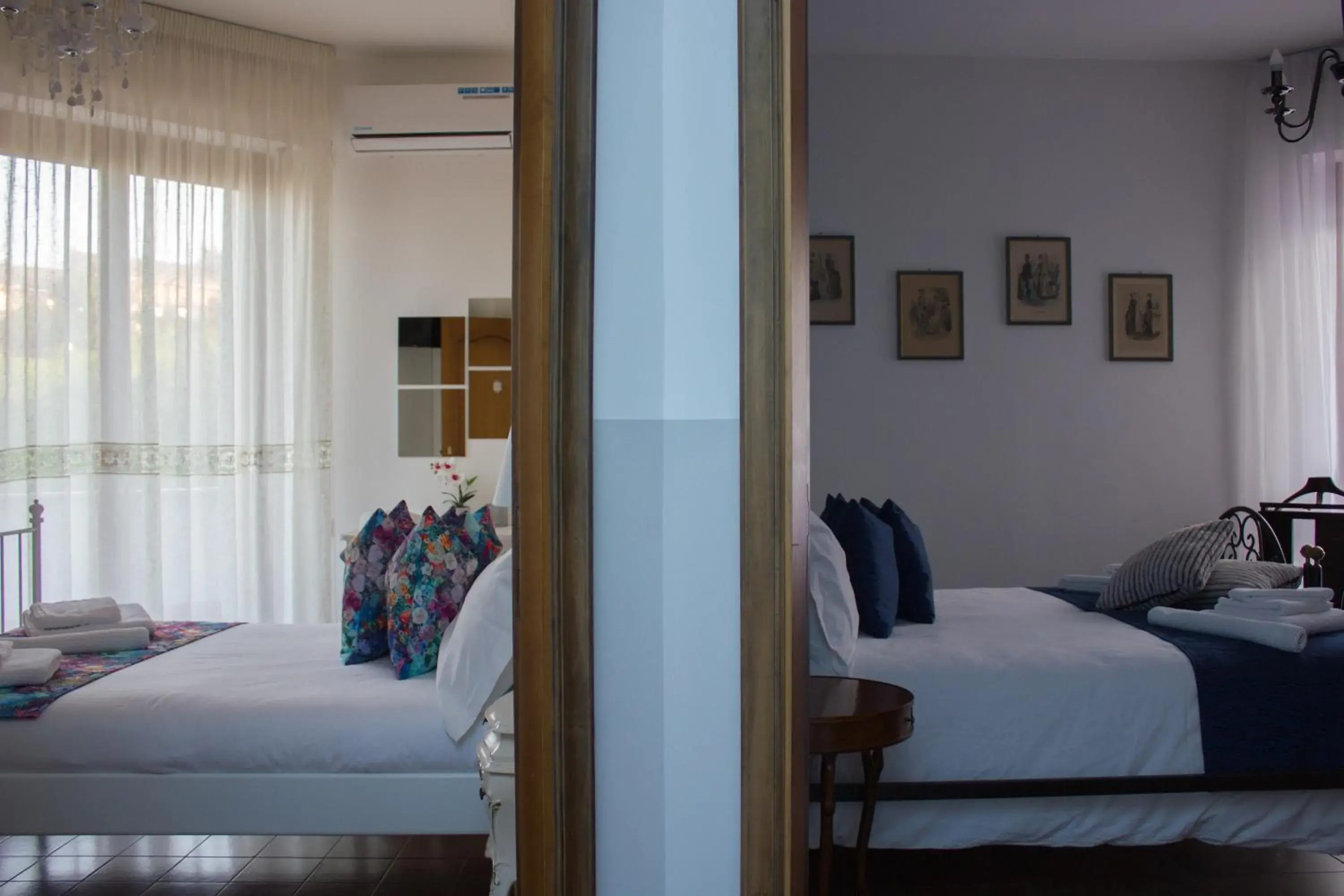 Two Connecting Rooms with Private External Bathroom in City View Pescara B&B Two Connecting Rooms with Private External Bathroom in City View Pescara B&B