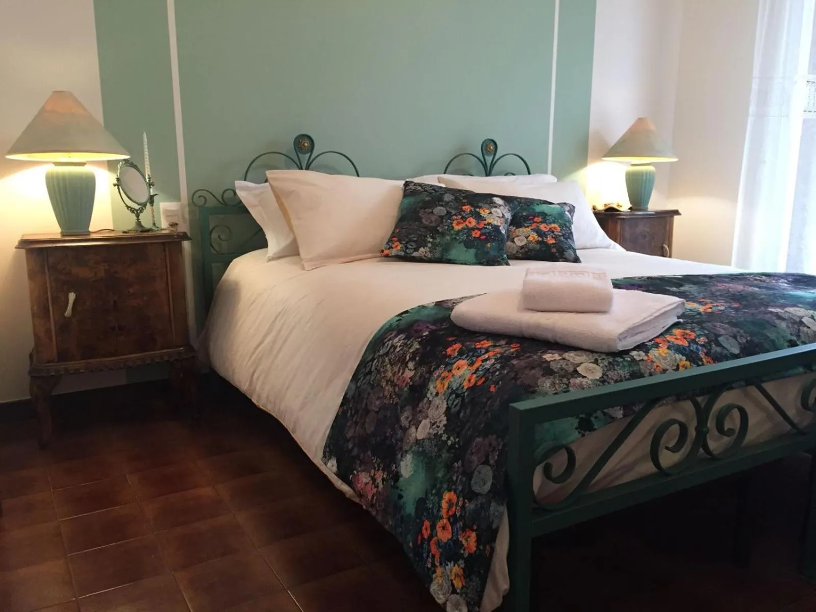 Bed in City View Pescara B&B