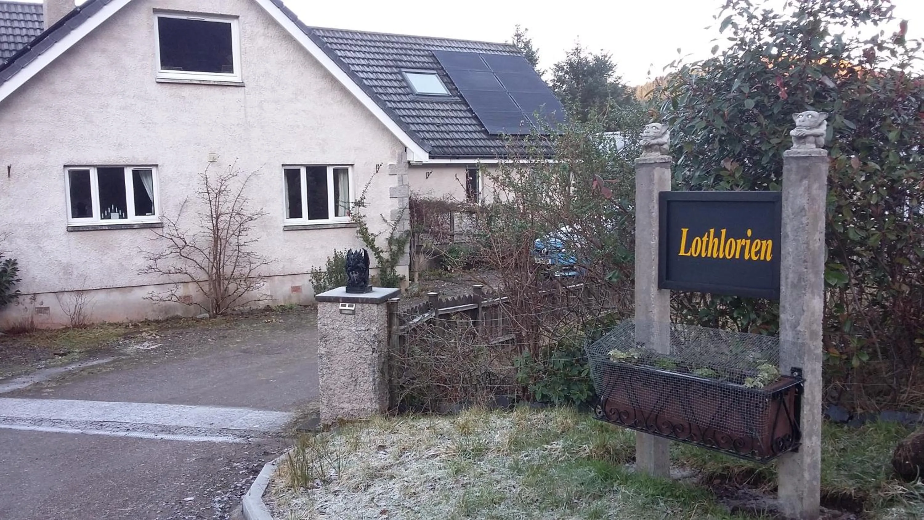 Property building in Lothlorien