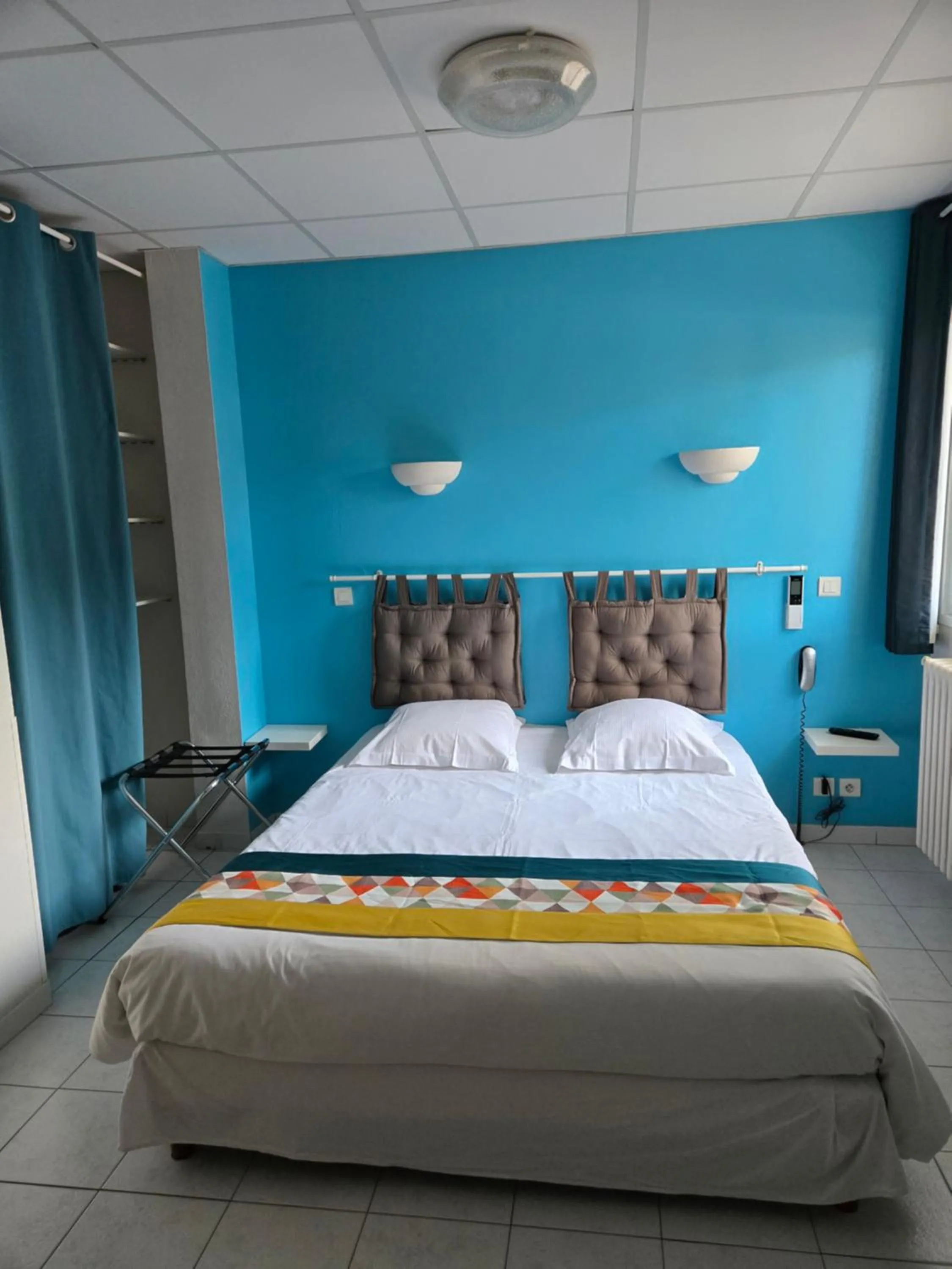 Bedroom, Bed in Carry Hotel