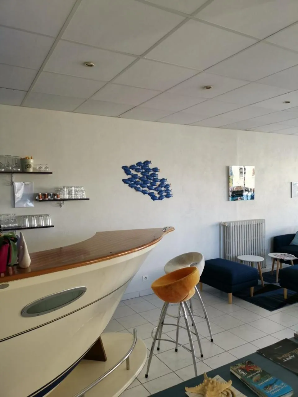 Lounge or bar in Carry Hotel