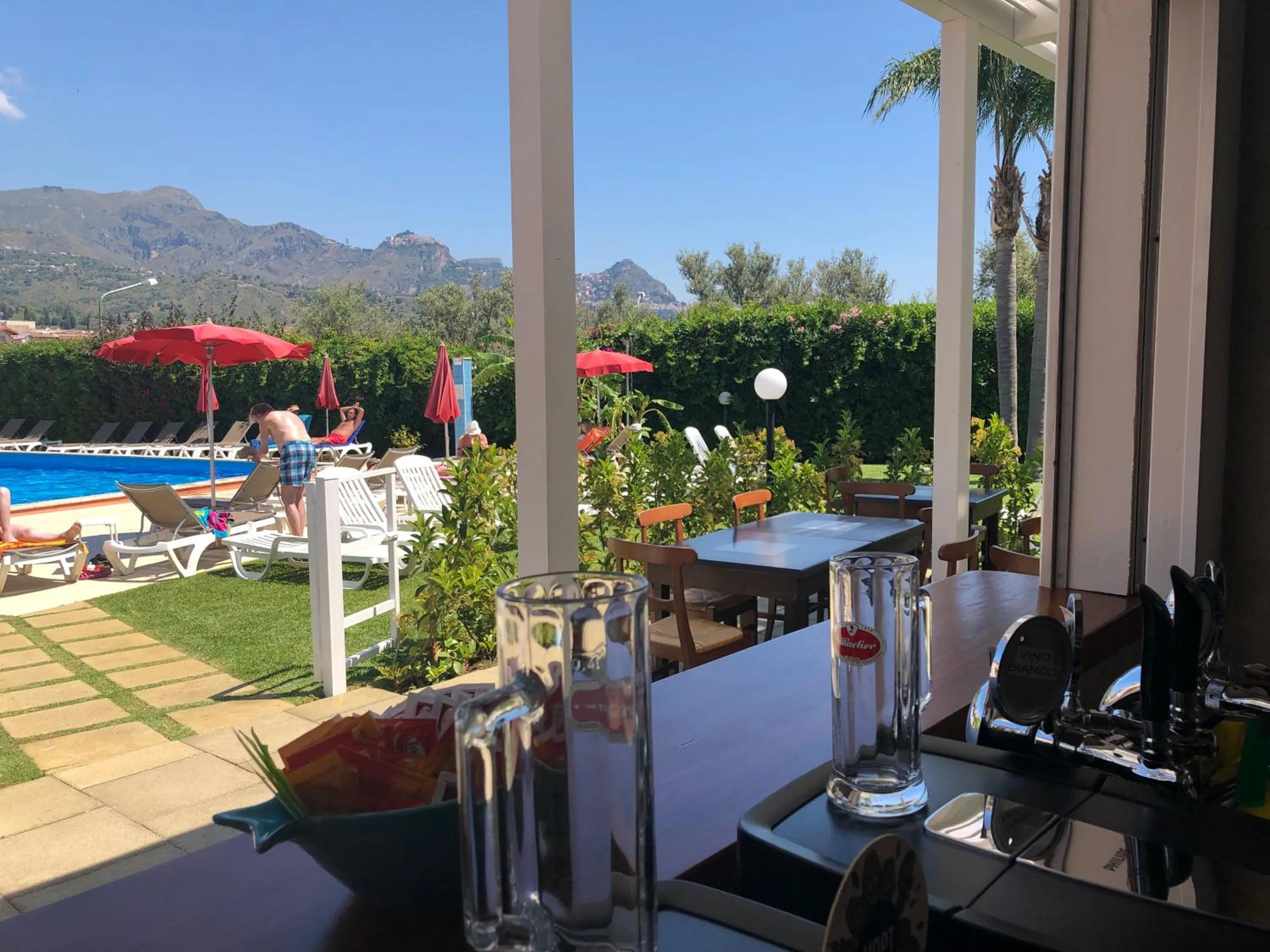 Restaurant/places to eat in Residence Villa Giardini