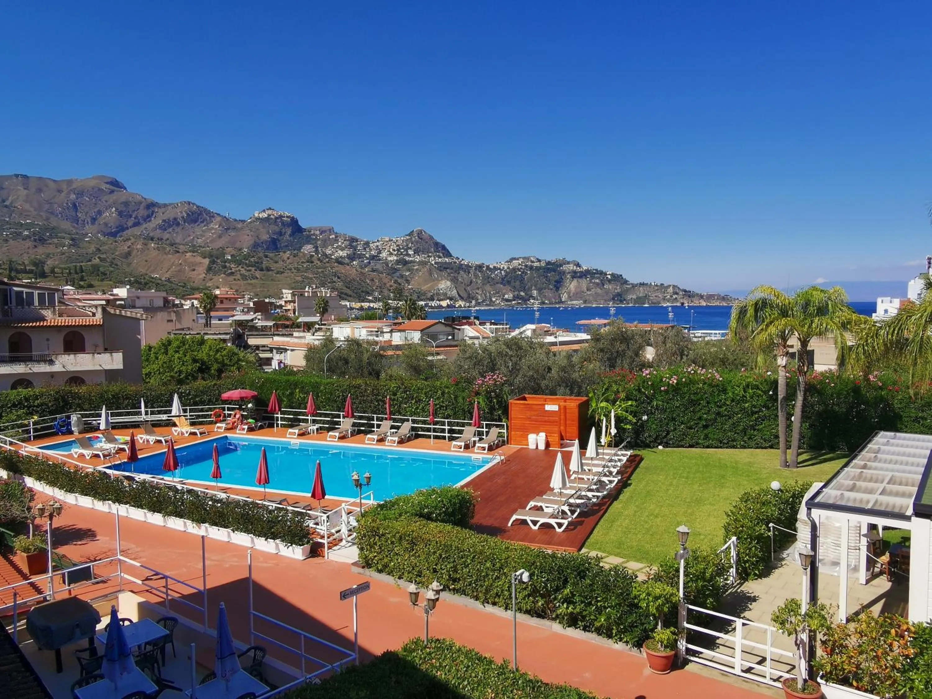 Swimming pool in Residence Villa Giardini