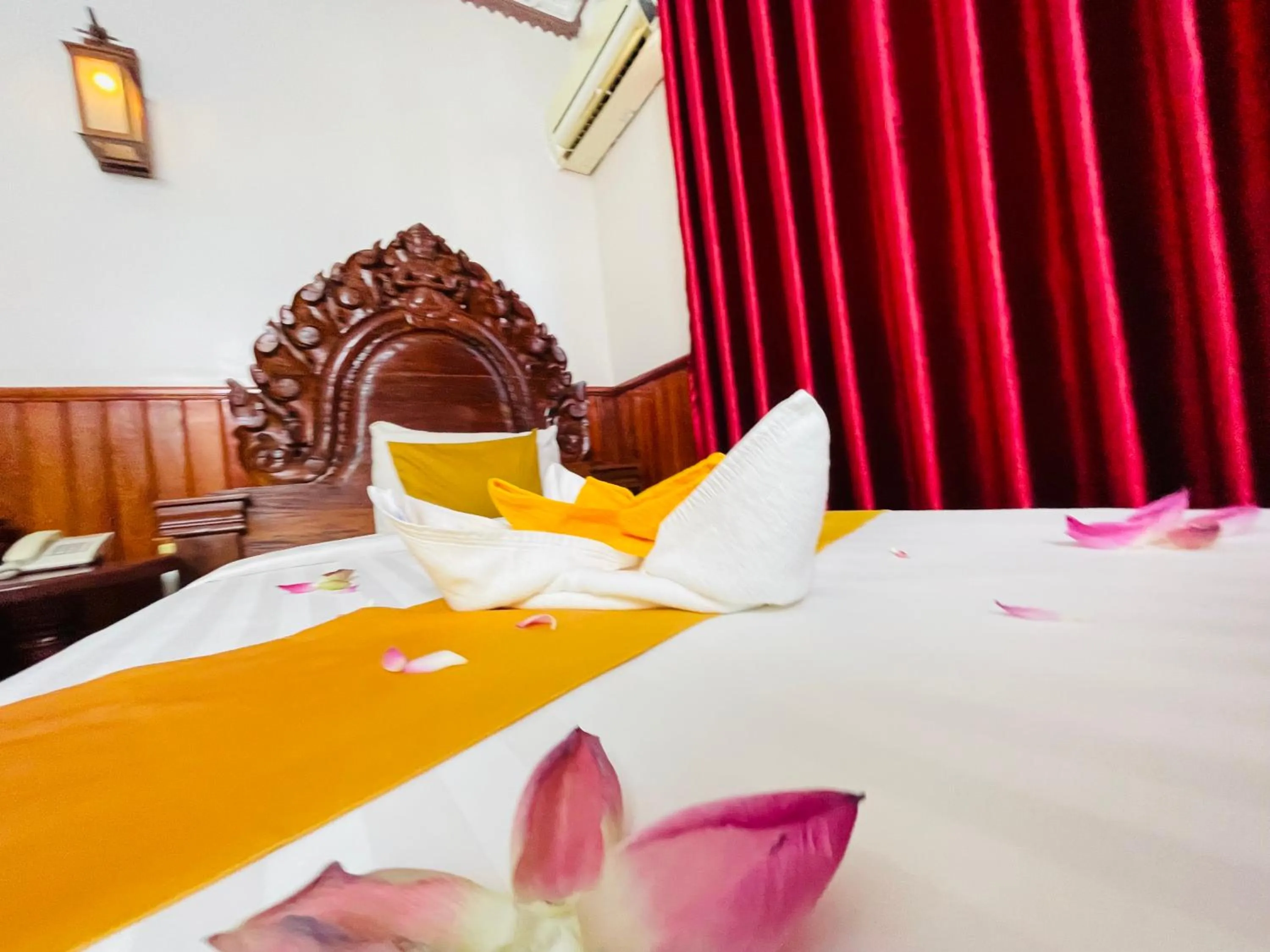 Bedroom, Bed in Okay 1 Villa